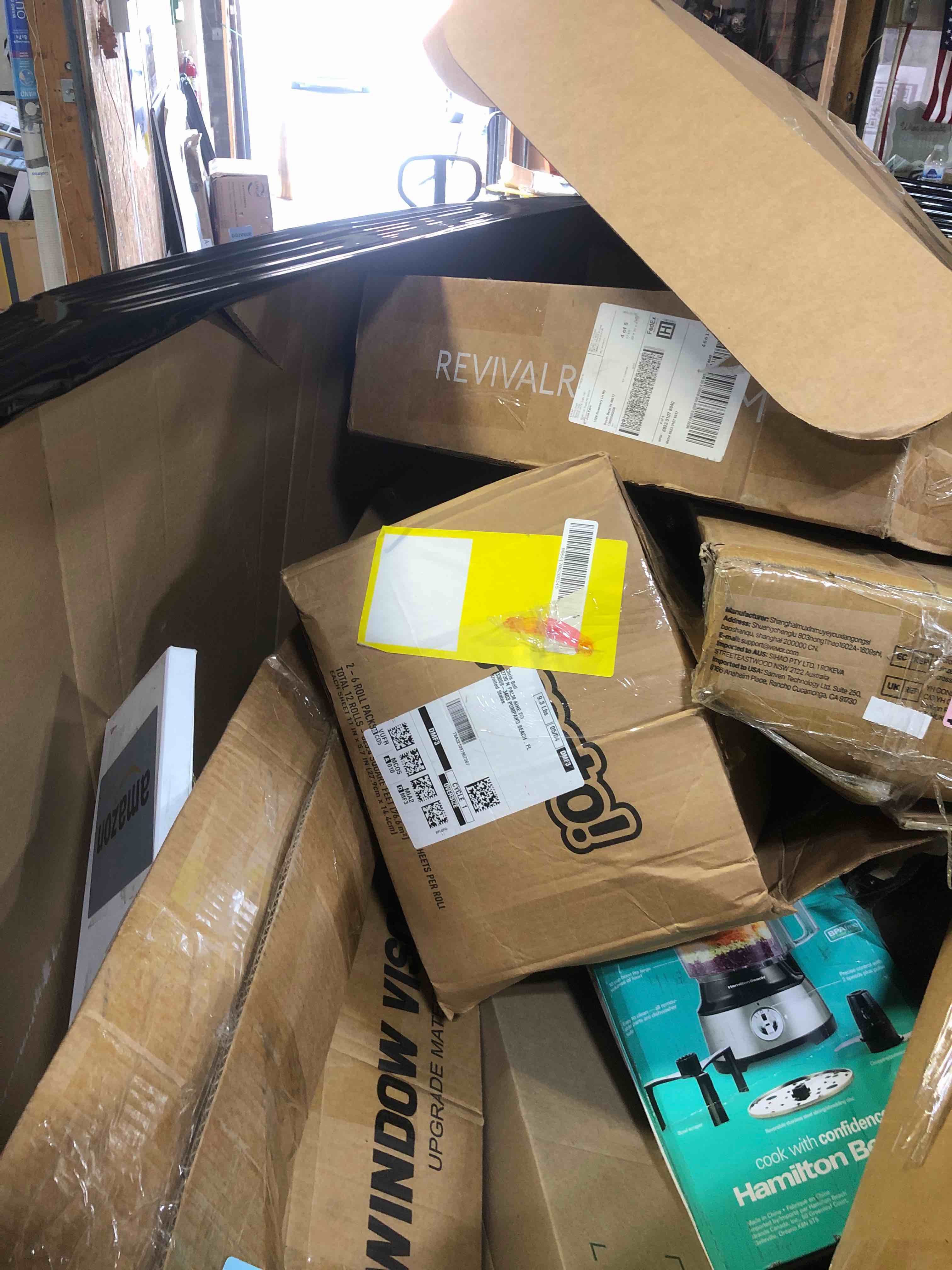 https://s3.amazonaws.com/lotting-images-prod/phillipi/TEA3371246_1755713141781.jpeg