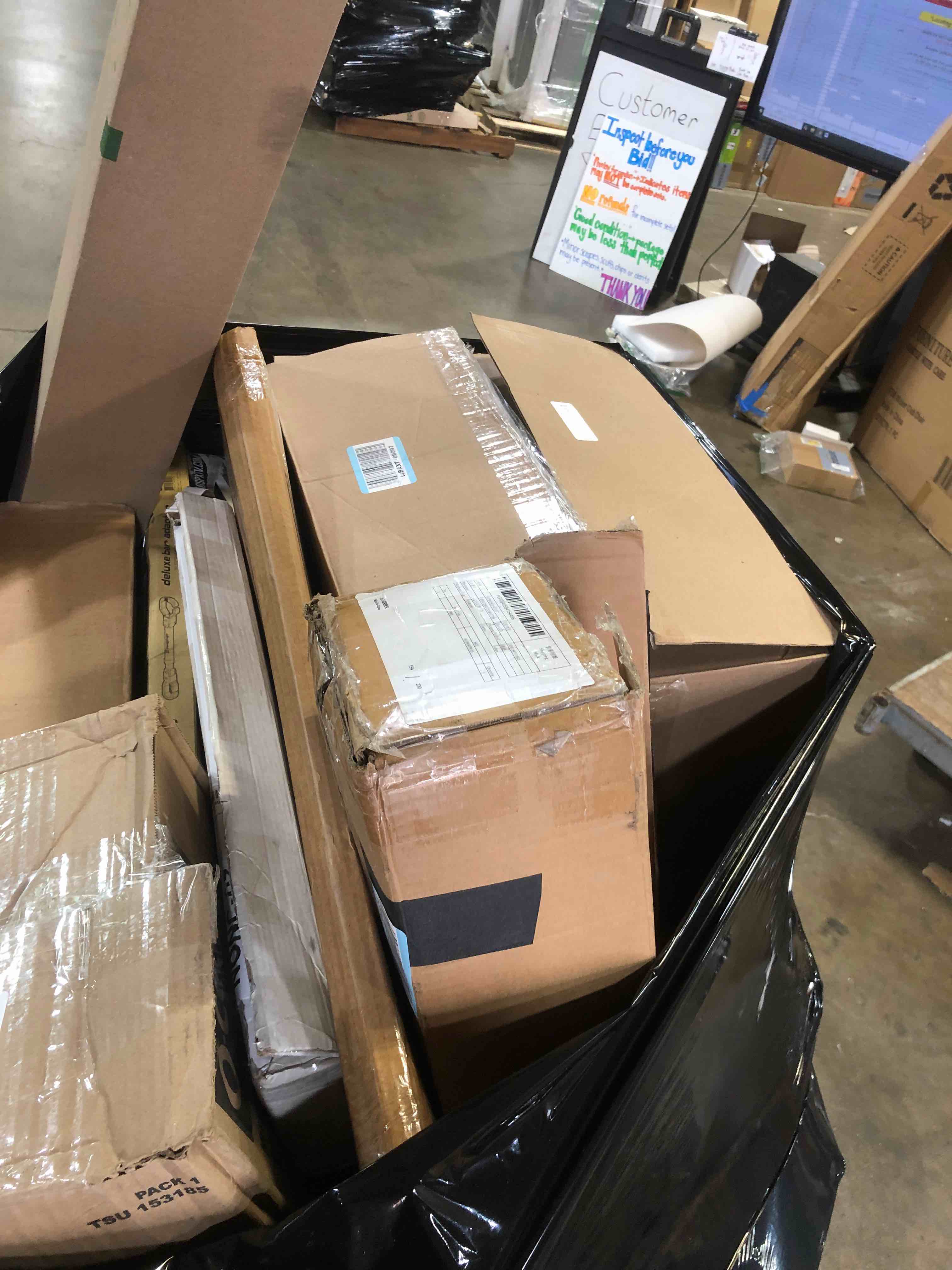https://s3.amazonaws.com/lotting-images-prod/phillipi/TEA3371248_1755713876564.jpeg