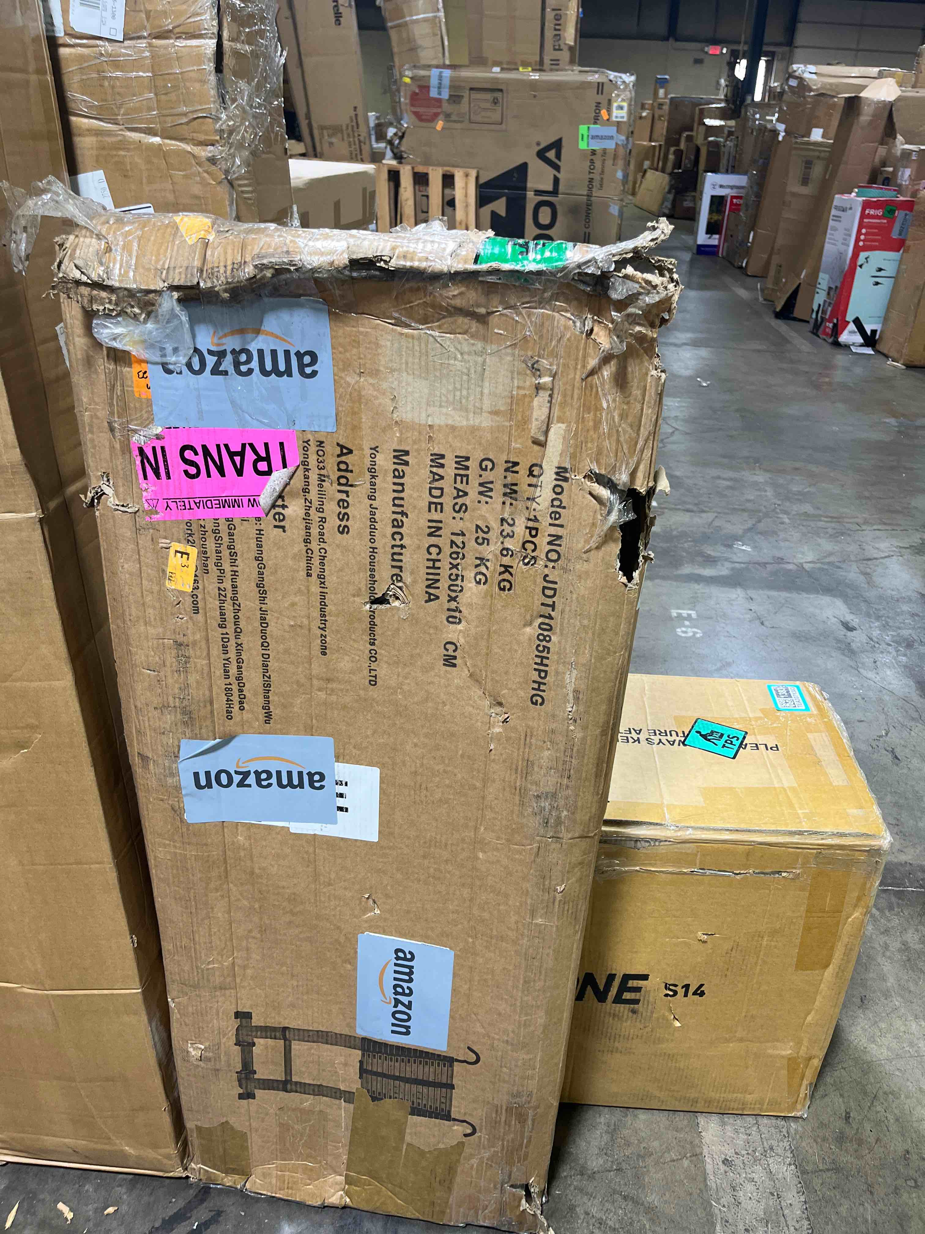 https://s3.amazonaws.com/lotting-images-prod/phillipi/TEA3371384_1755010584283.jpeg