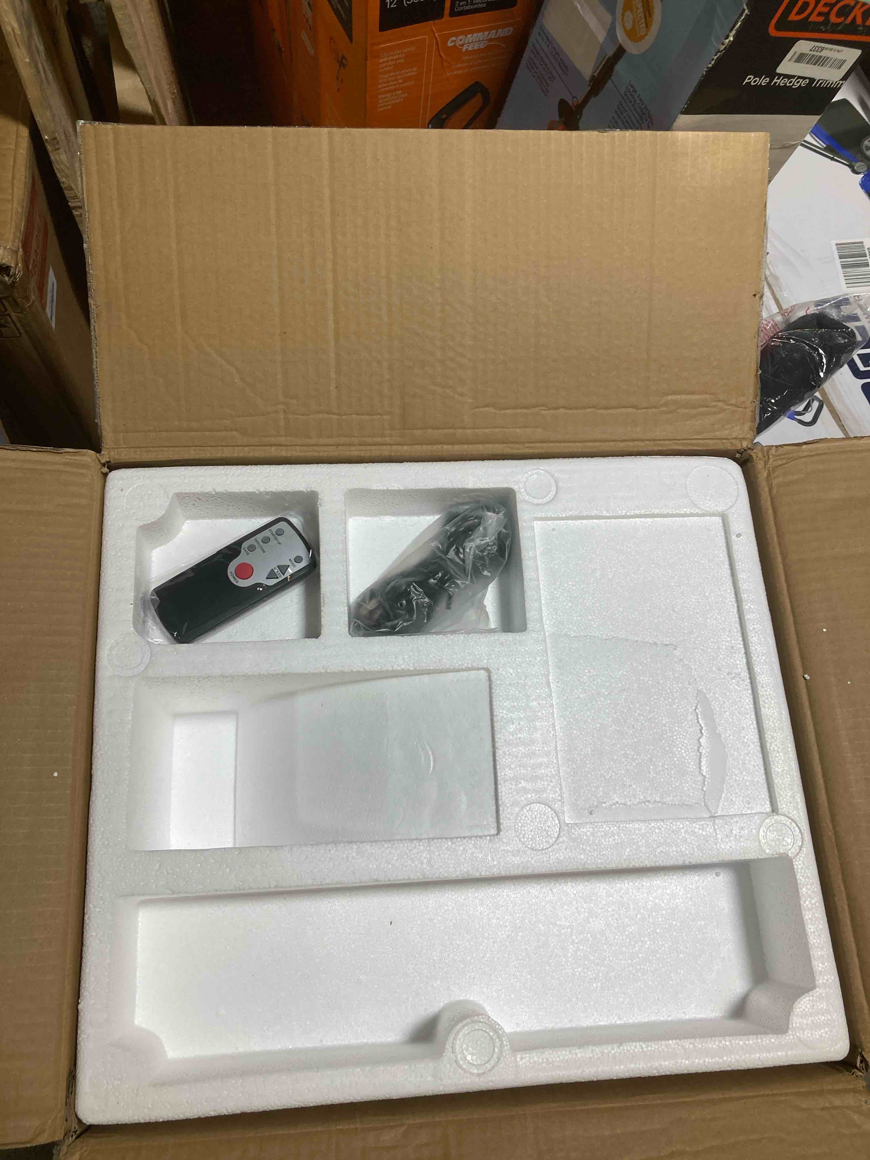 https://s3.amazonaws.com/lotting-images-prod/phillipi/TEA3371417_1755272559552.jpeg