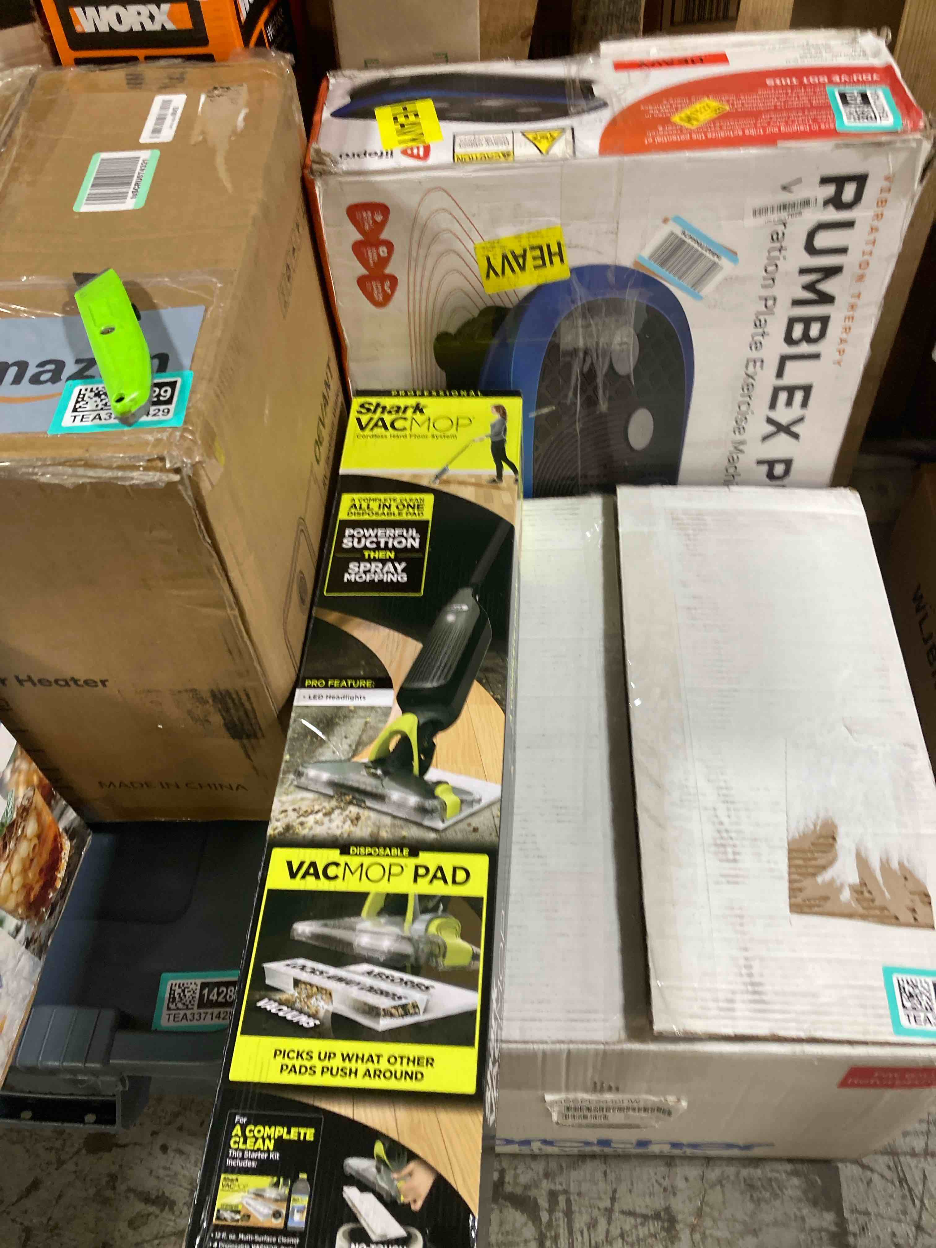 https://s3.amazonaws.com/lotting-images-prod/phillipi/TEA3371435_1755280393387.jpeg