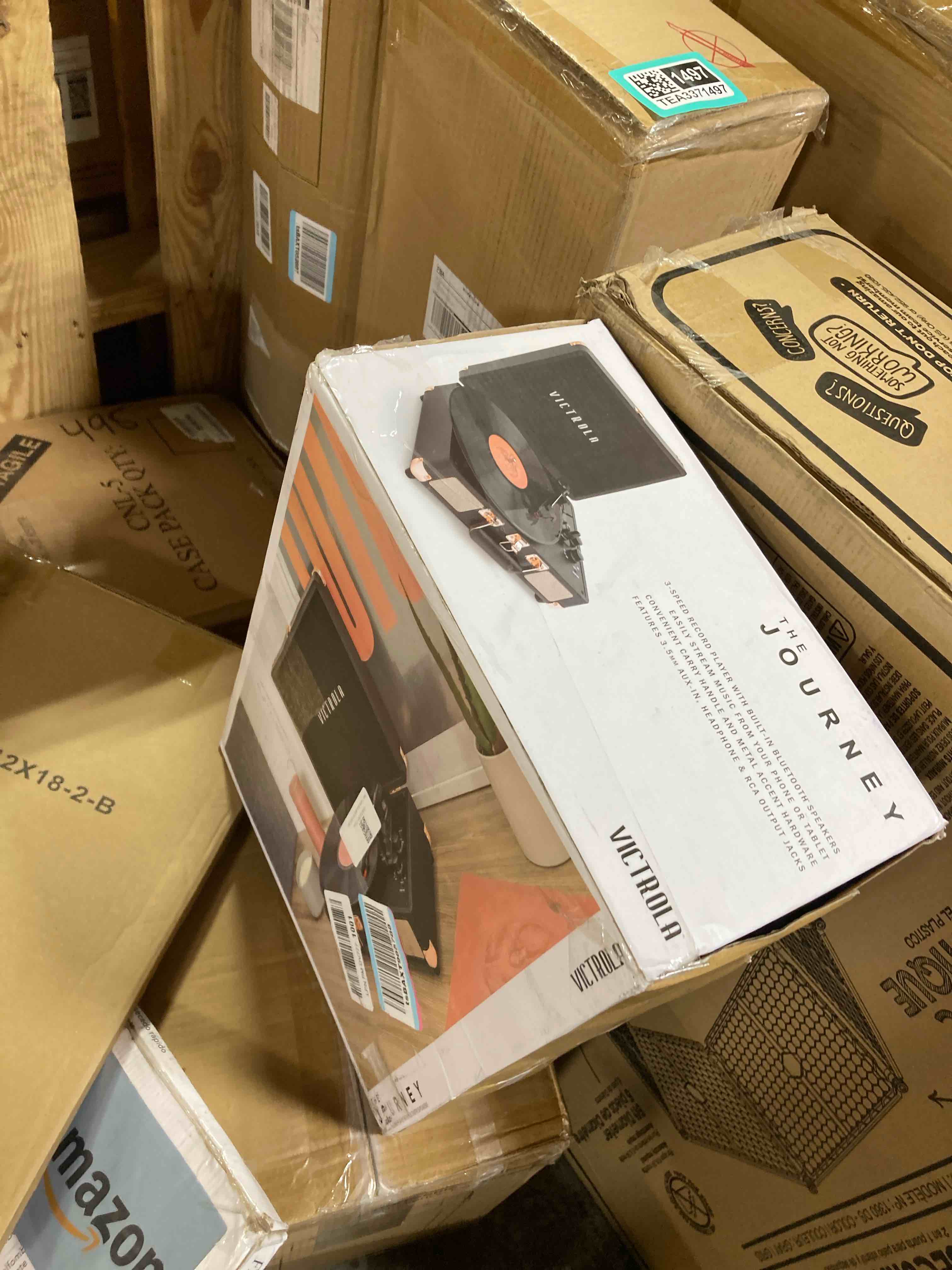 https://s3.amazonaws.com/lotting-images-prod/phillipi/TEA3371501_1756305744081.jpeg