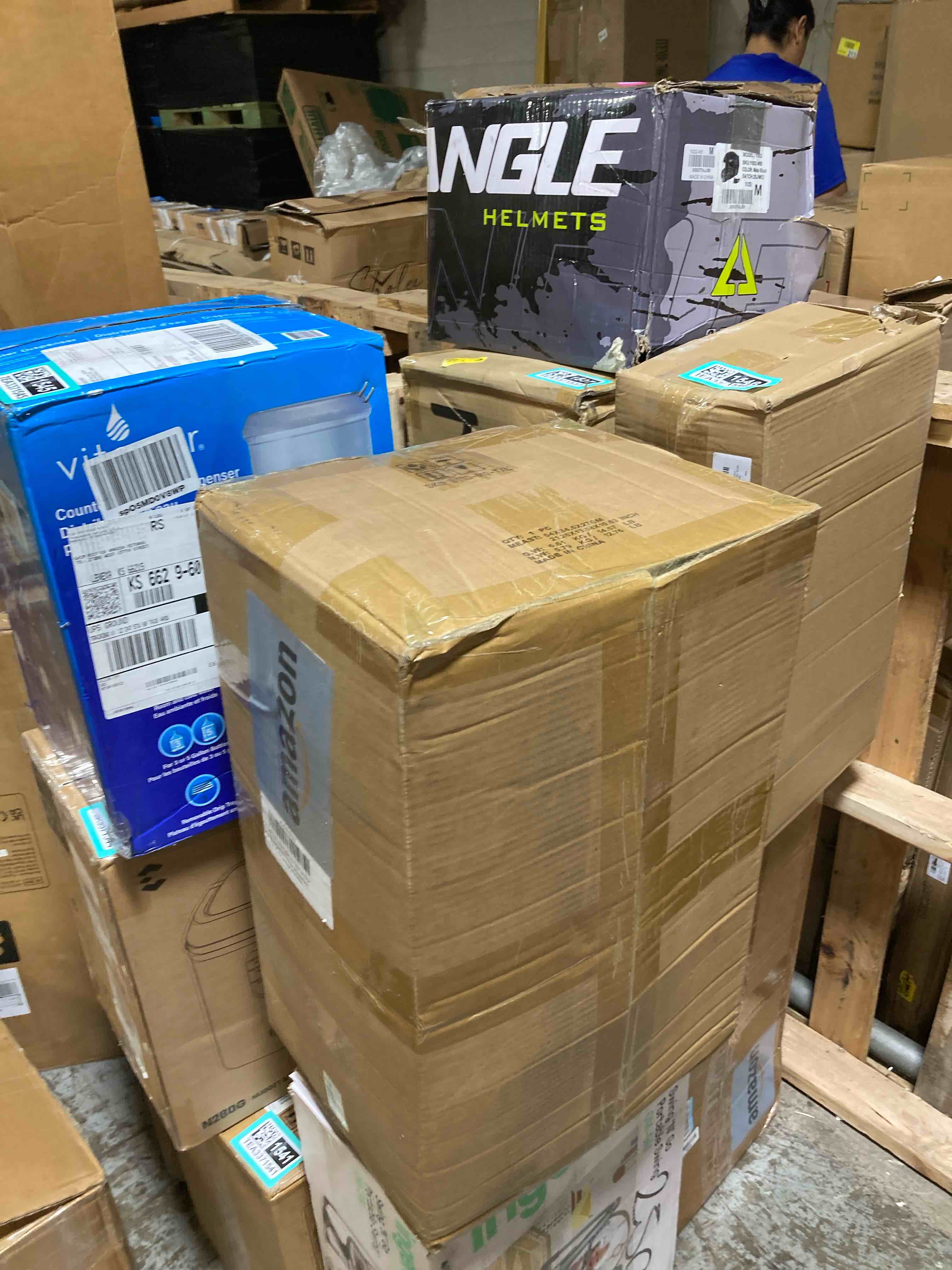 https://s3.amazonaws.com/lotting-images-prod/phillipi/TEA3371548_1756475240960.jpeg