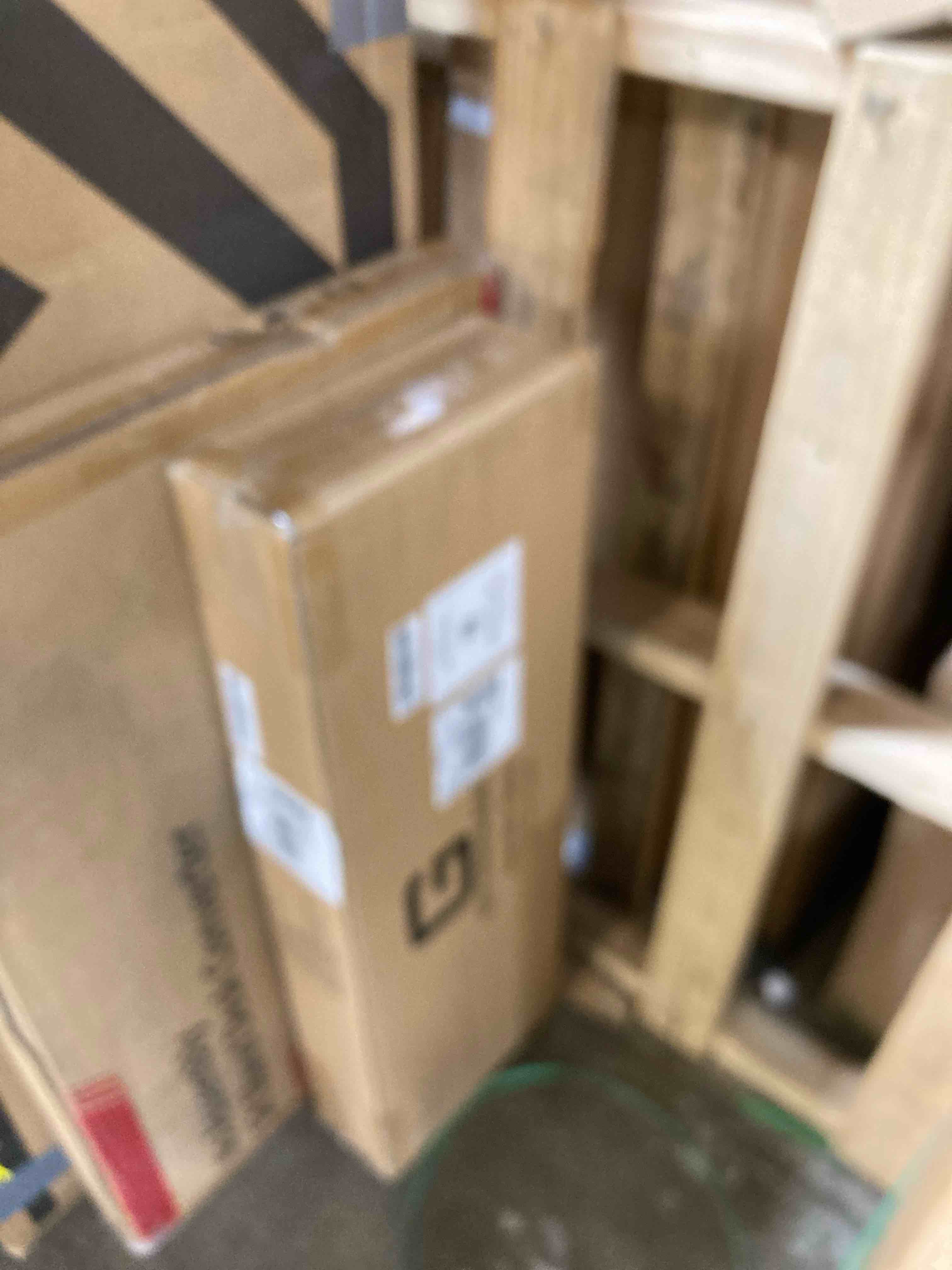 https://s3.amazonaws.com/lotting-images-prod/phillipi/TEA3371586_1756482732017.jpeg