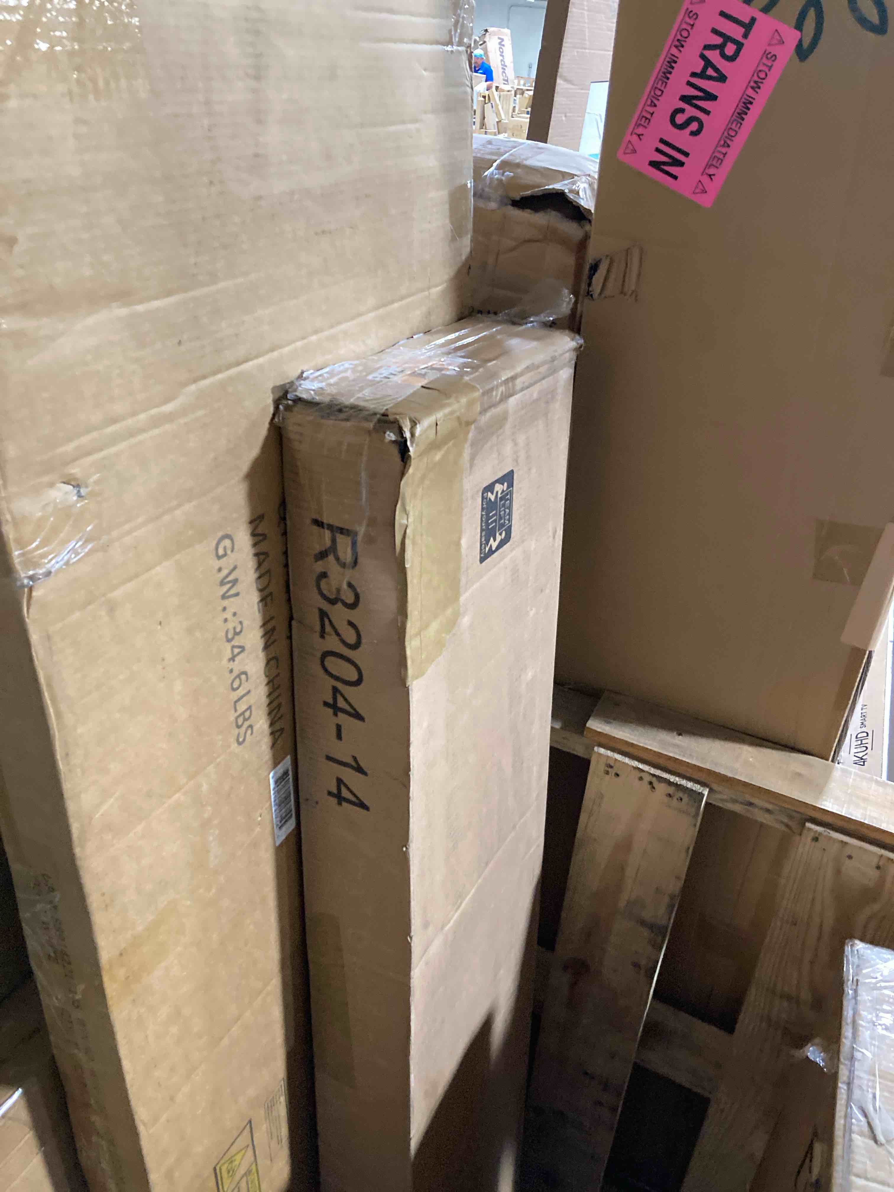 https://s3.amazonaws.com/lotting-images-prod/phillipi/TEA3371670_1757702627436.jpeg