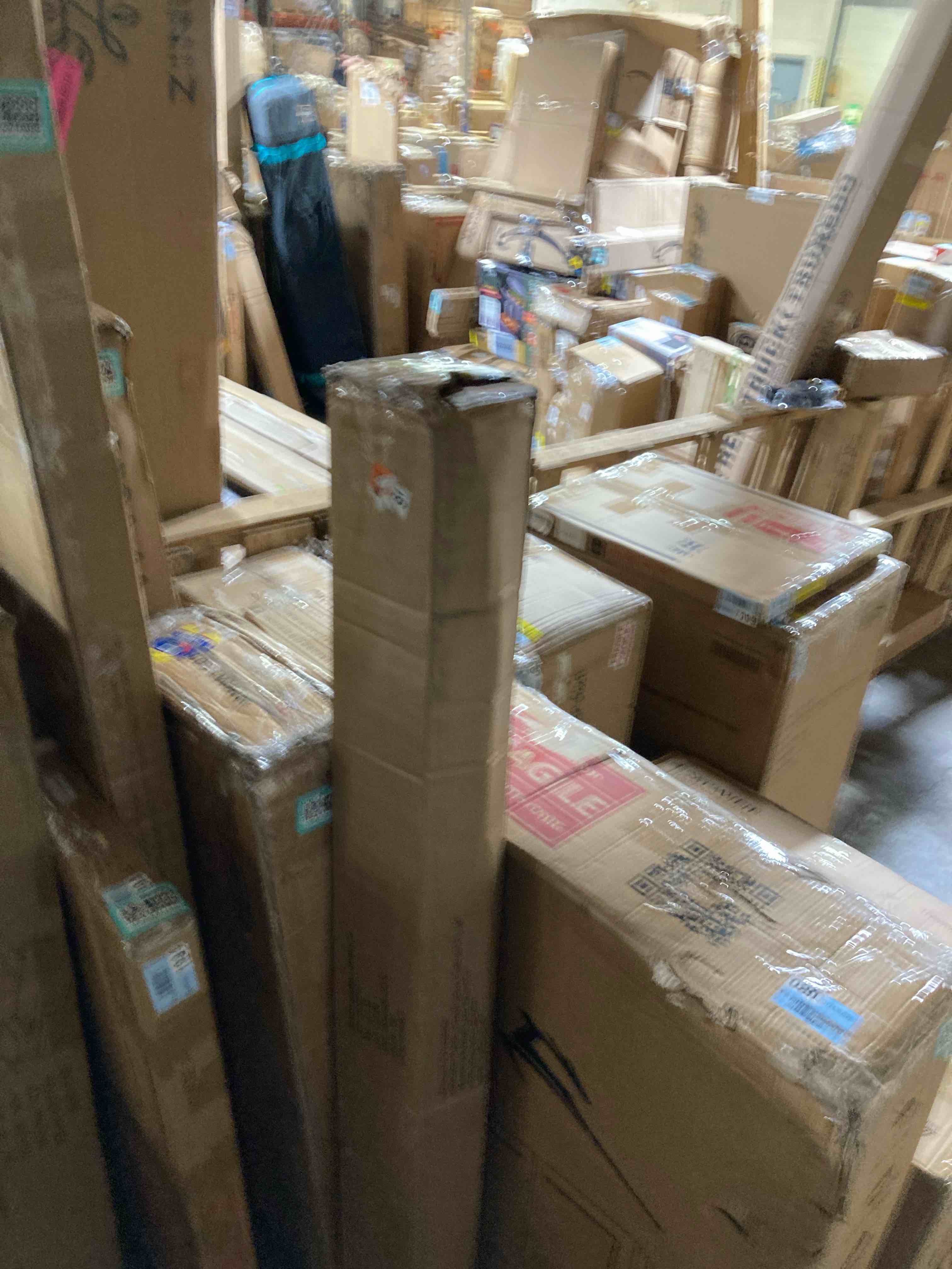 https://s3.amazonaws.com/lotting-images-prod/phillipi/TEA3371673_1757703714648.jpeg