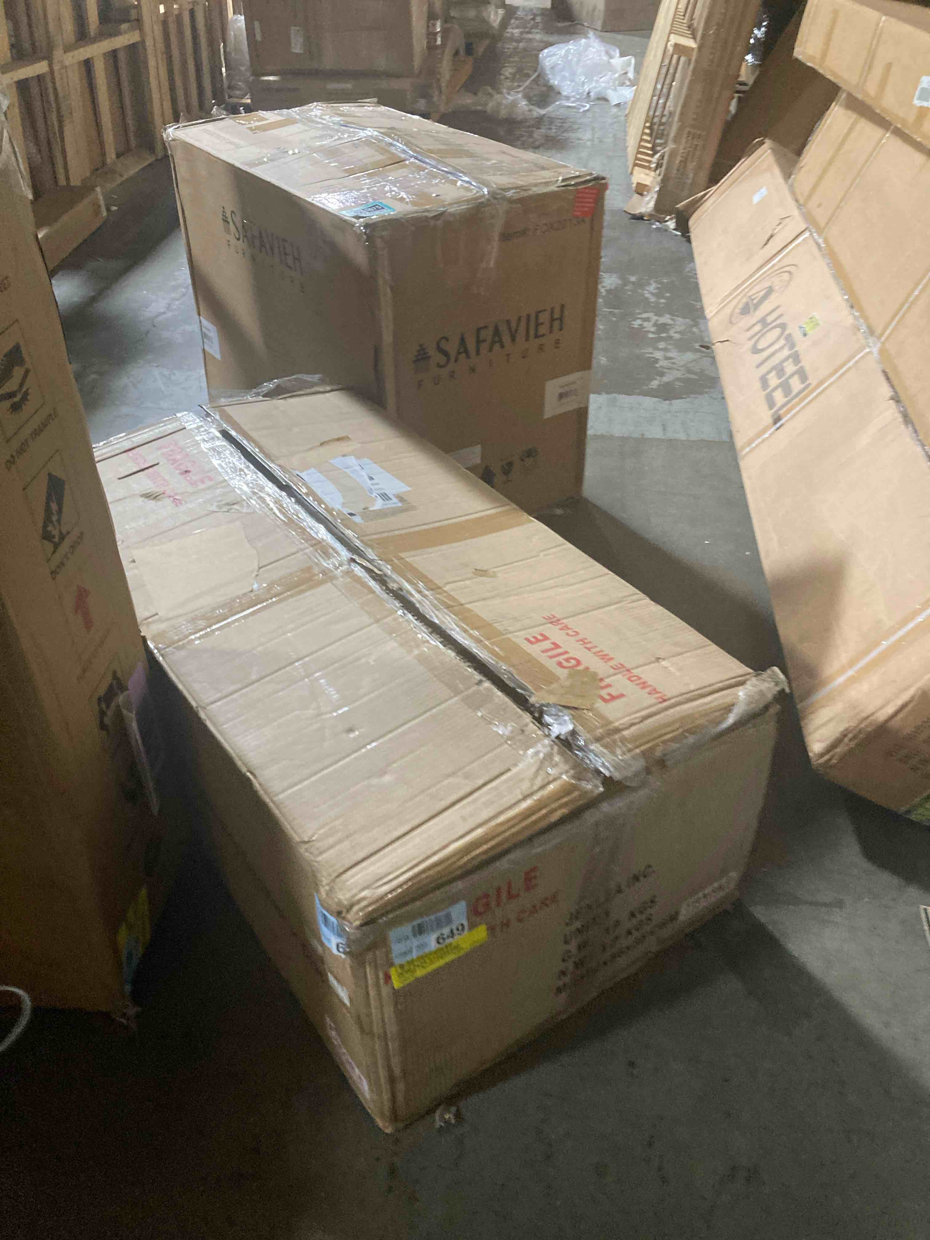 https://s3.amazonaws.com/lotting-images-prod/phillipi/TEA3371676_1757704975967.jpeg