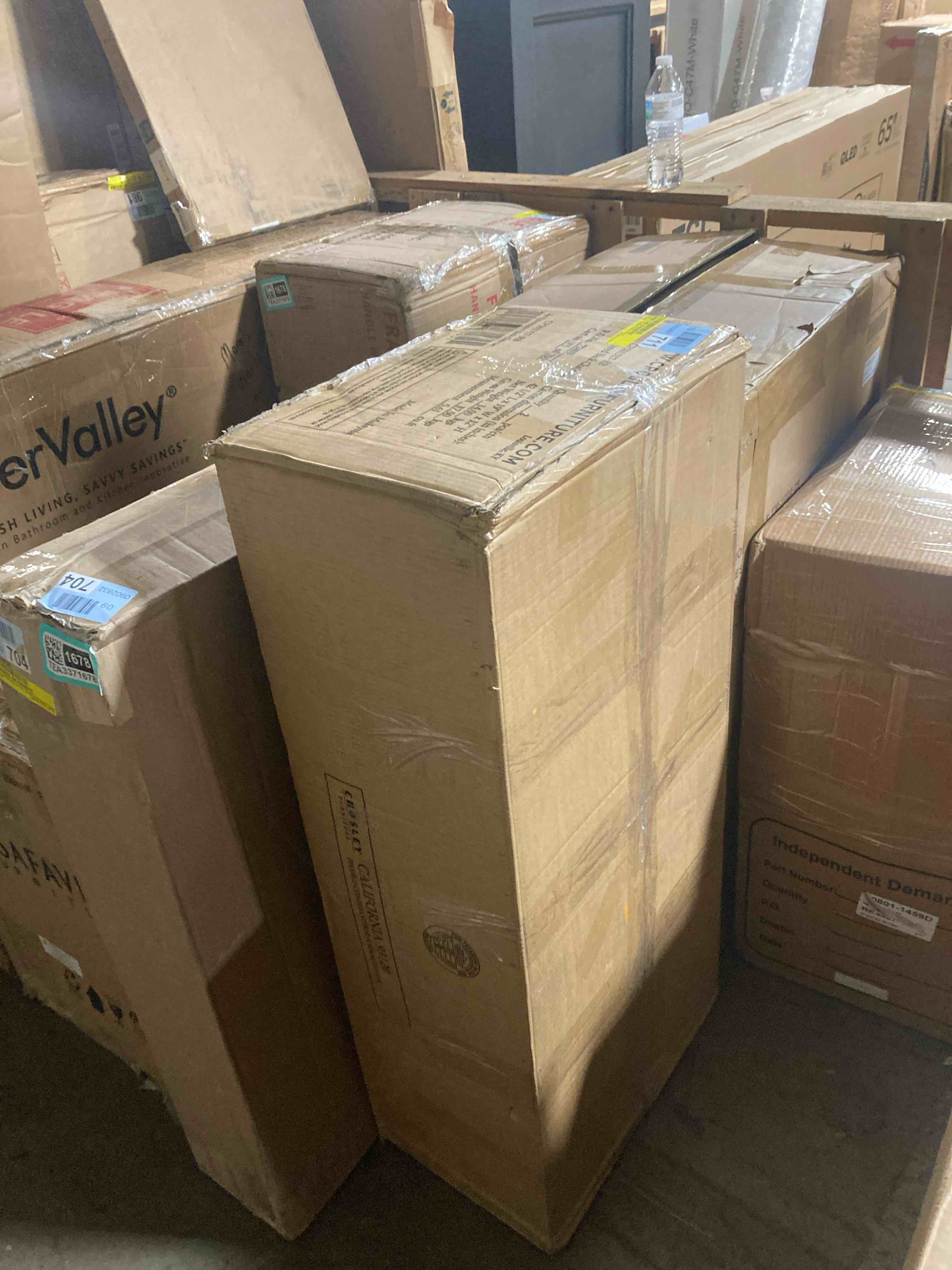 https://s3.amazonaws.com/lotting-images-prod/phillipi/TEA3371679_1757706347697.jpeg