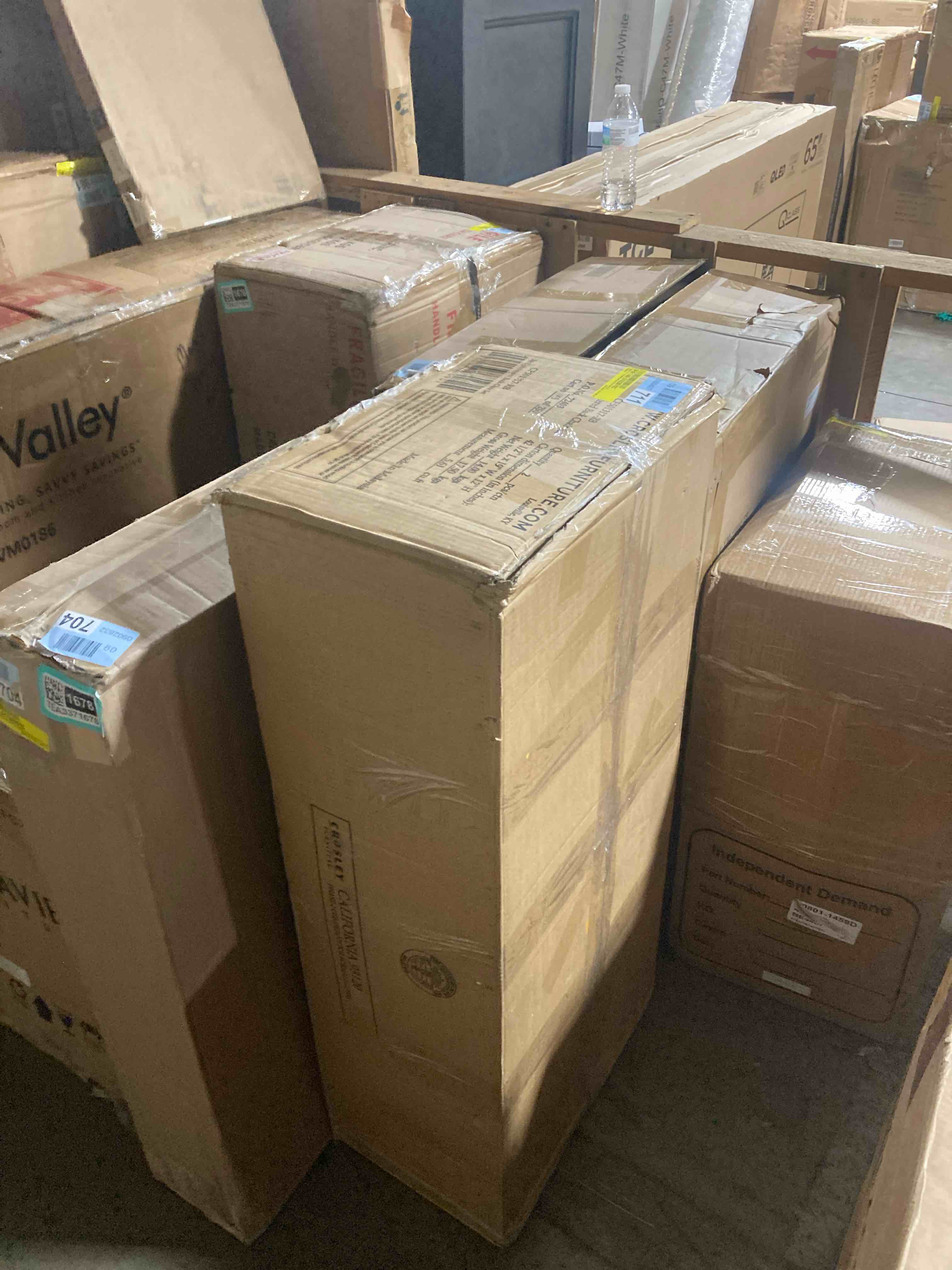 https://s3.amazonaws.com/lotting-images-prod/phillipi/TEA3371679_1757706349194.jpeg