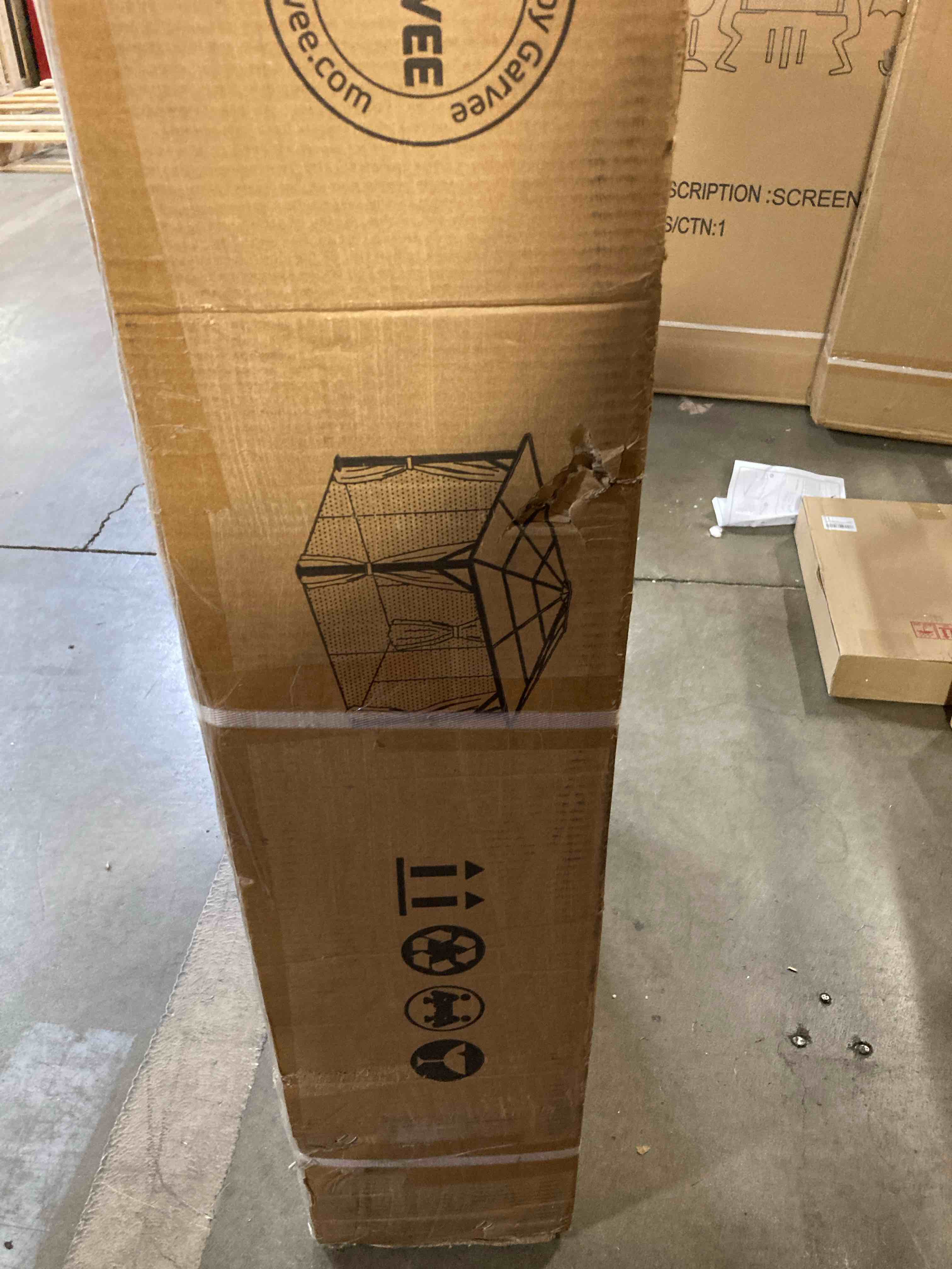 https://s3.amazonaws.com/lotting-images-prod/phillipi/TEA3371697_1758129510452.jpeg