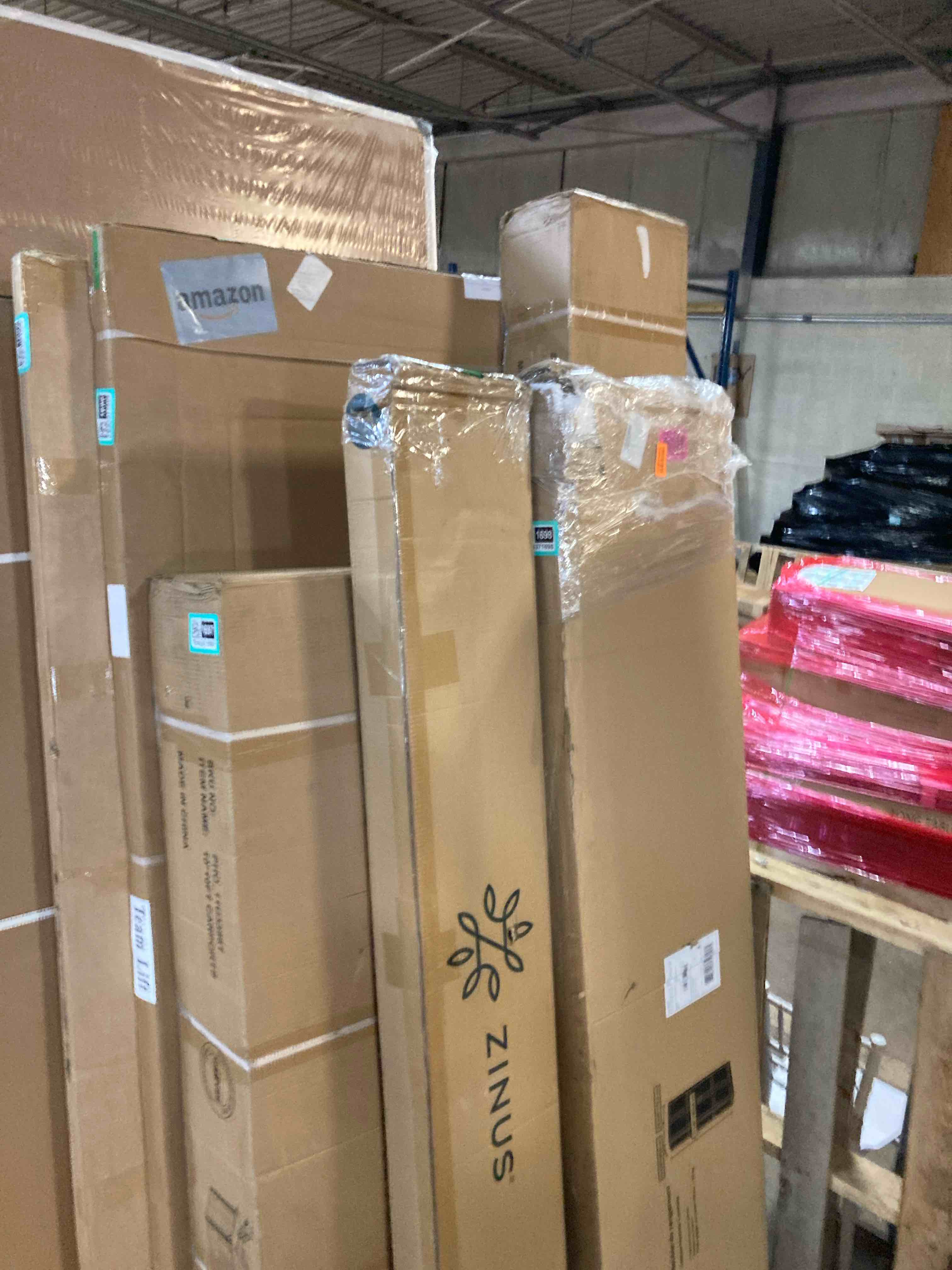 https://s3.amazonaws.com/lotting-images-prod/phillipi/TEA3371699_1758129718569.jpeg
