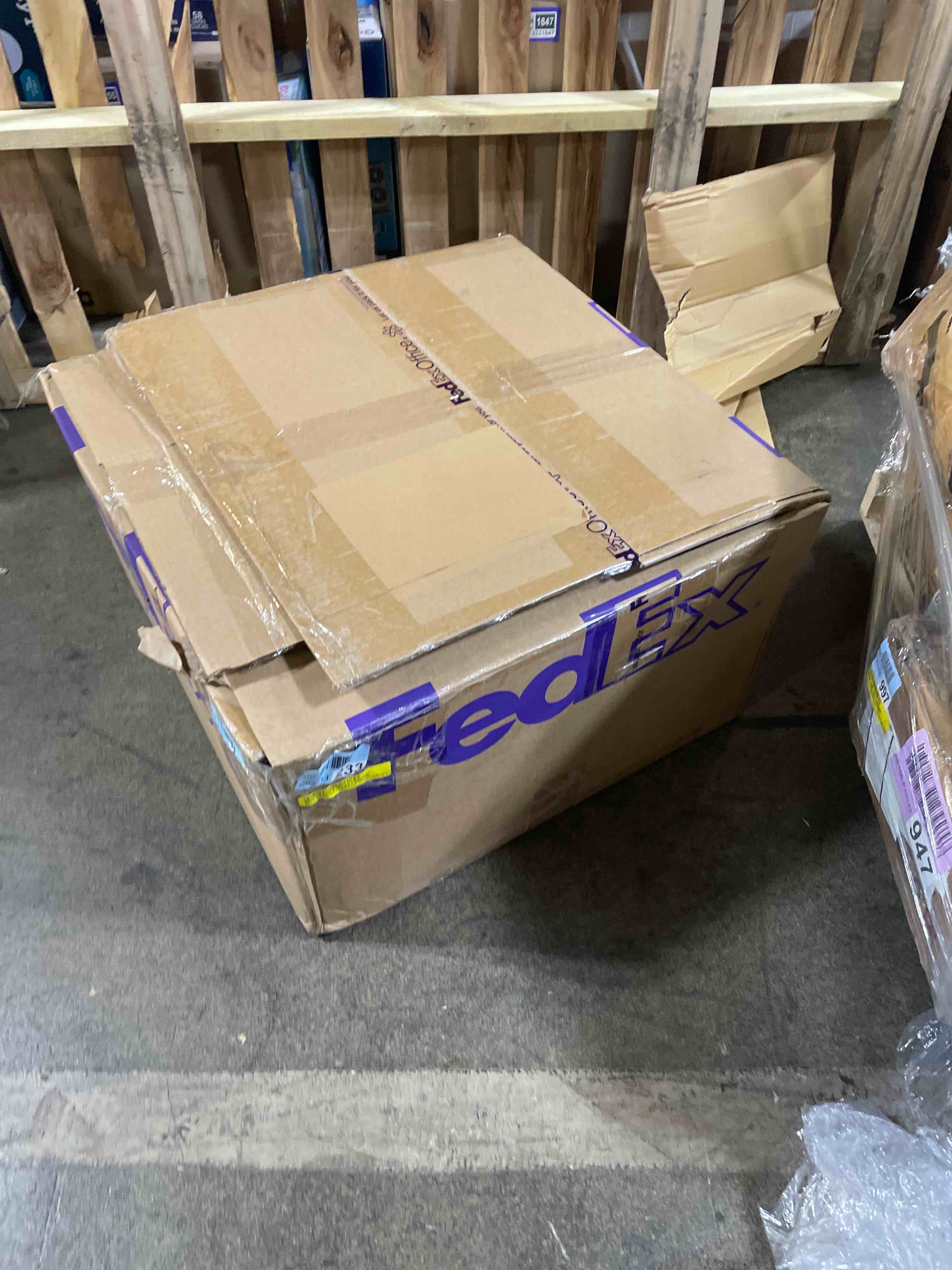 https://s3.amazonaws.com/lotting-images-prod/phillipi/TEA3371722_1758396410914.jpeg