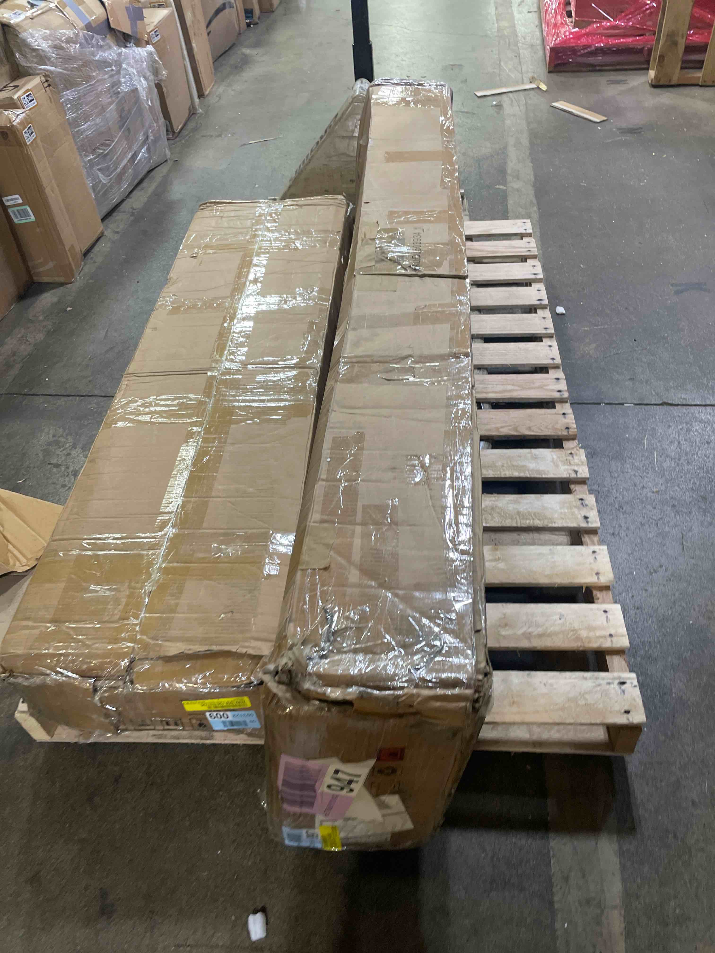 https://s3.amazonaws.com/lotting-images-prod/phillipi/TEA3371732_1758398917443.jpeg