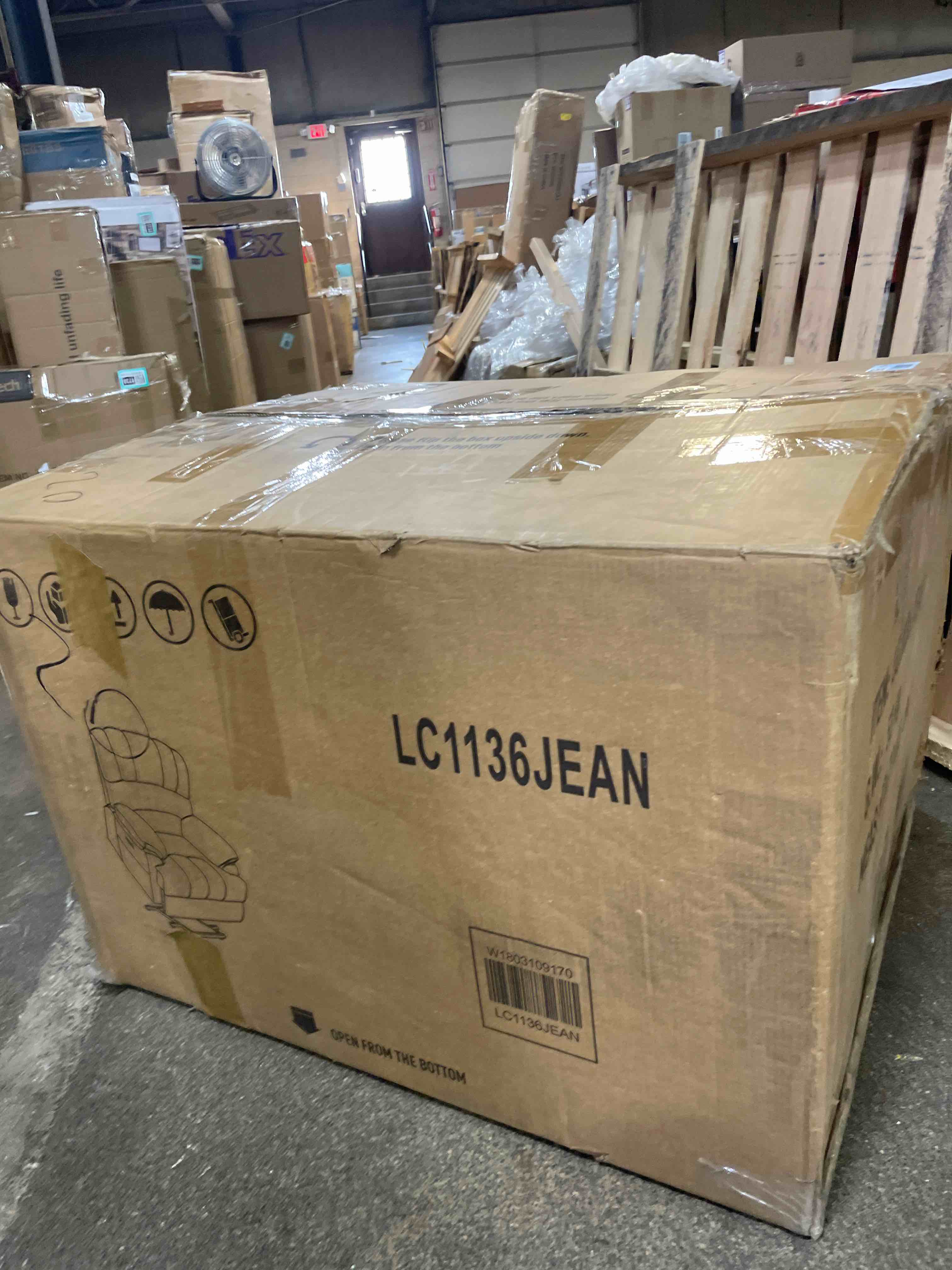 https://s3.amazonaws.com/lotting-images-prod/phillipi/TEA3371742_1758401490743.jpeg