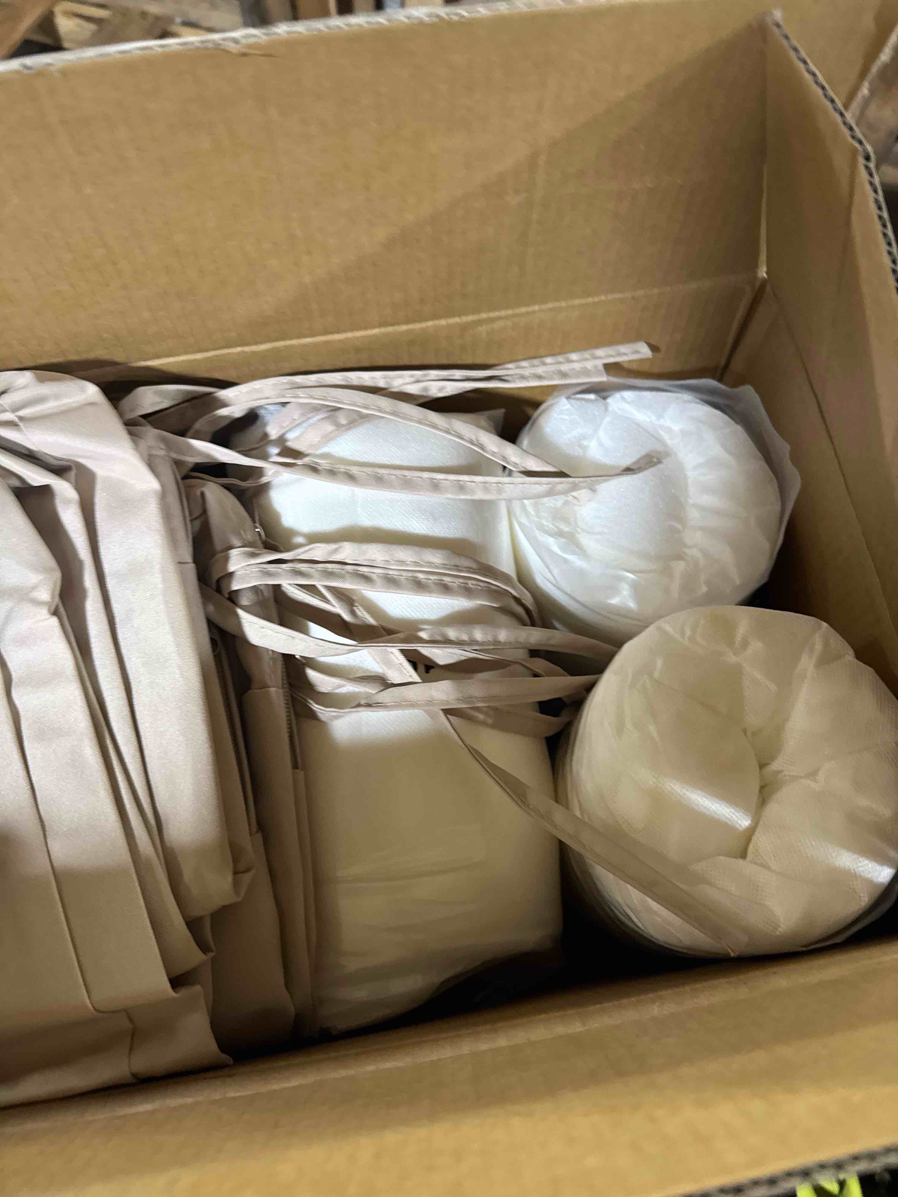 https://s3.amazonaws.com/lotting-images-prod/phillipi/TEA3371813_1758649624889.jpeg