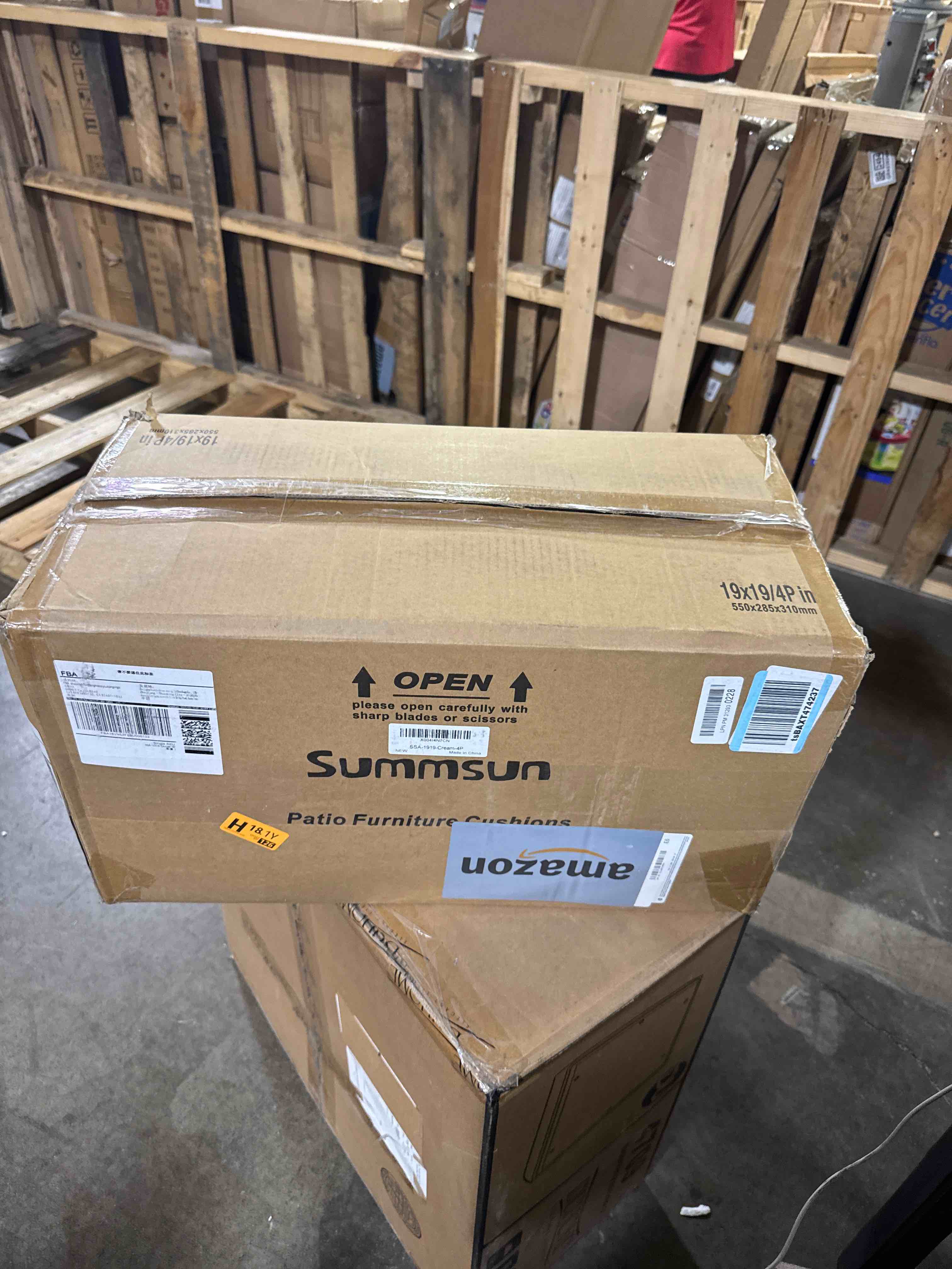 https://s3.amazonaws.com/lotting-images-prod/phillipi/TEA3371813_1758649641297.jpeg