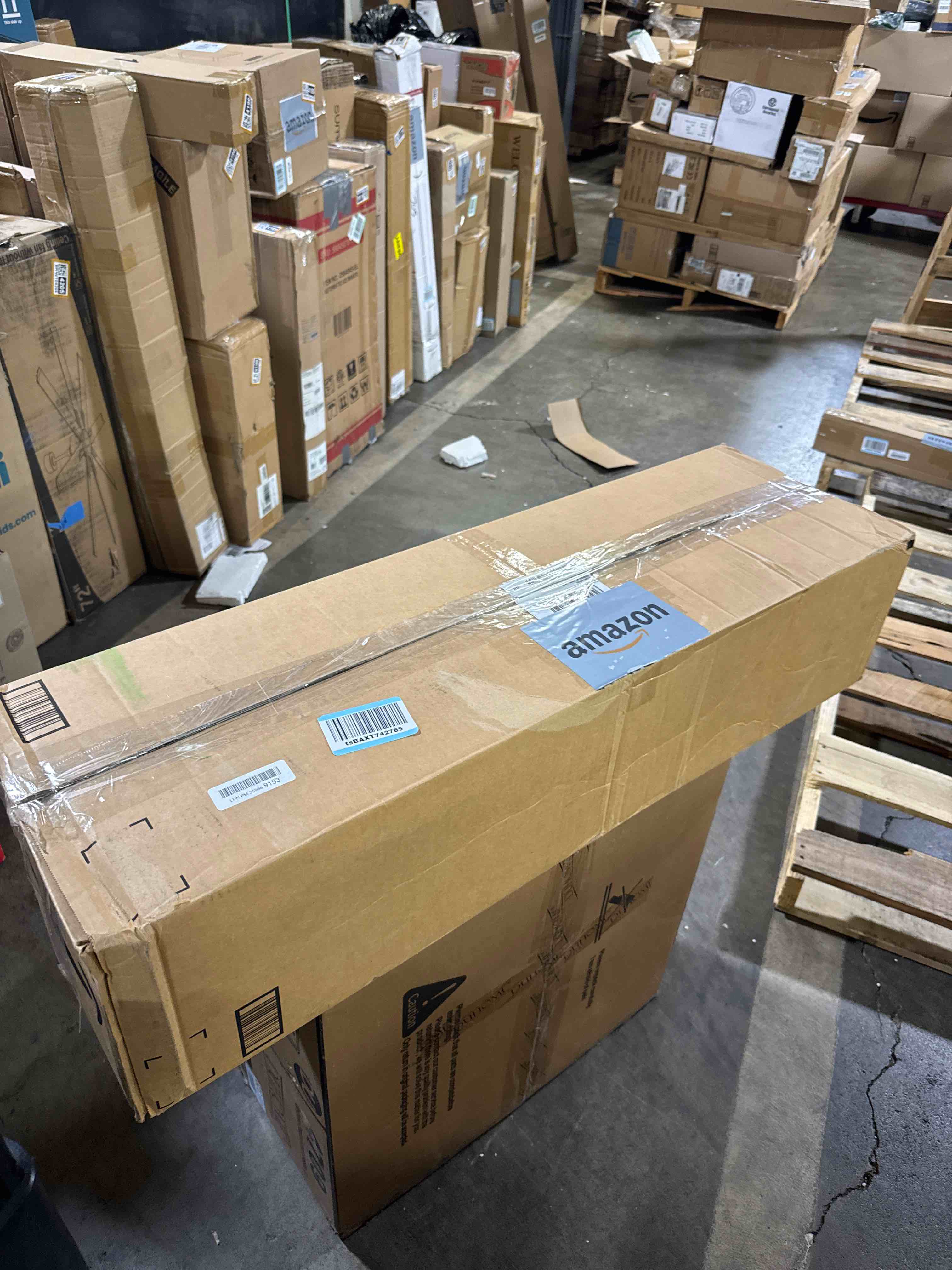 https://s3.amazonaws.com/lotting-images-prod/phillipi/TEA3371815_1758649892313.jpeg