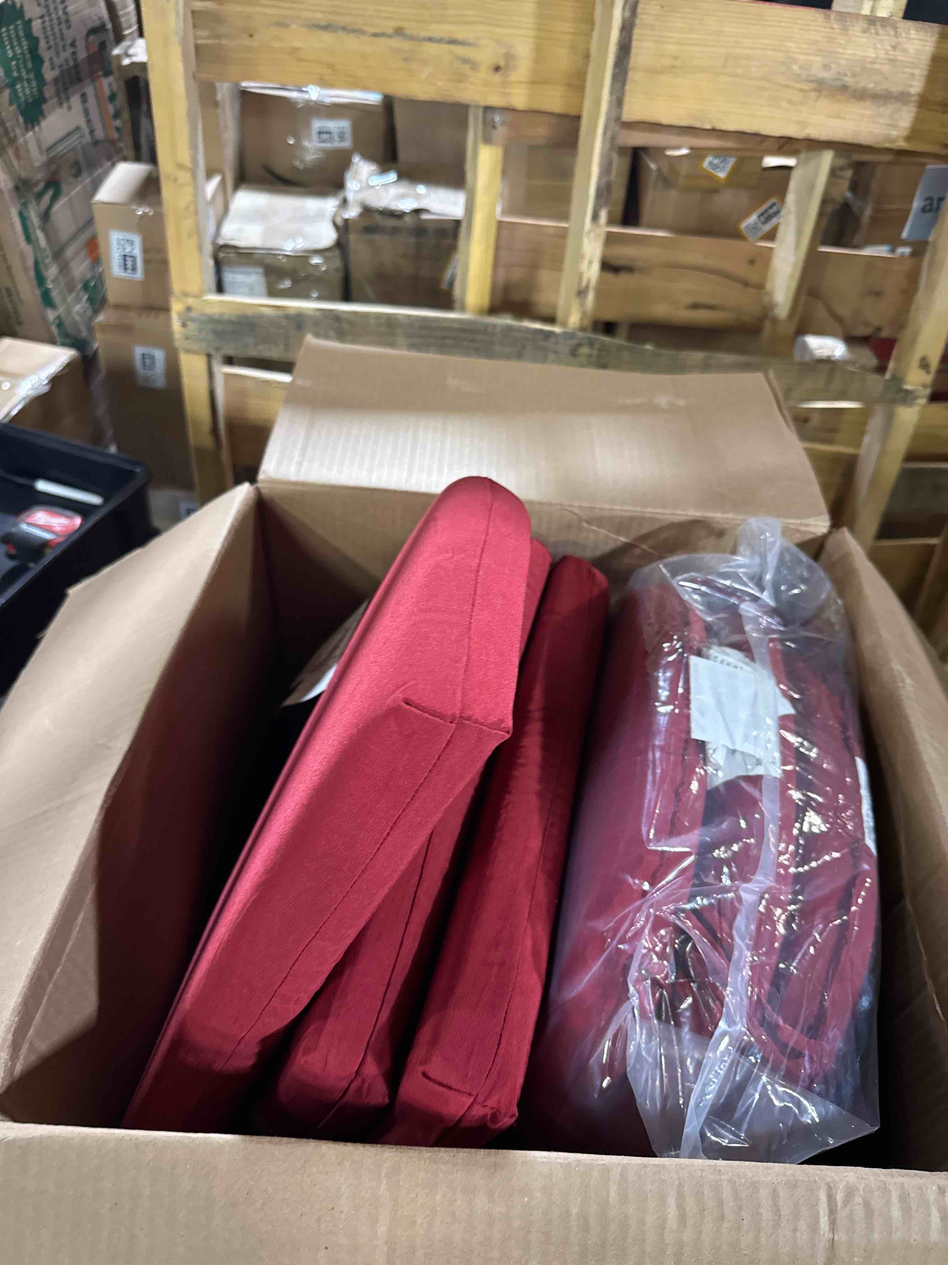 https://s3.amazonaws.com/lotting-images-prod/phillipi/TEA3371816_1758650378340.jpeg