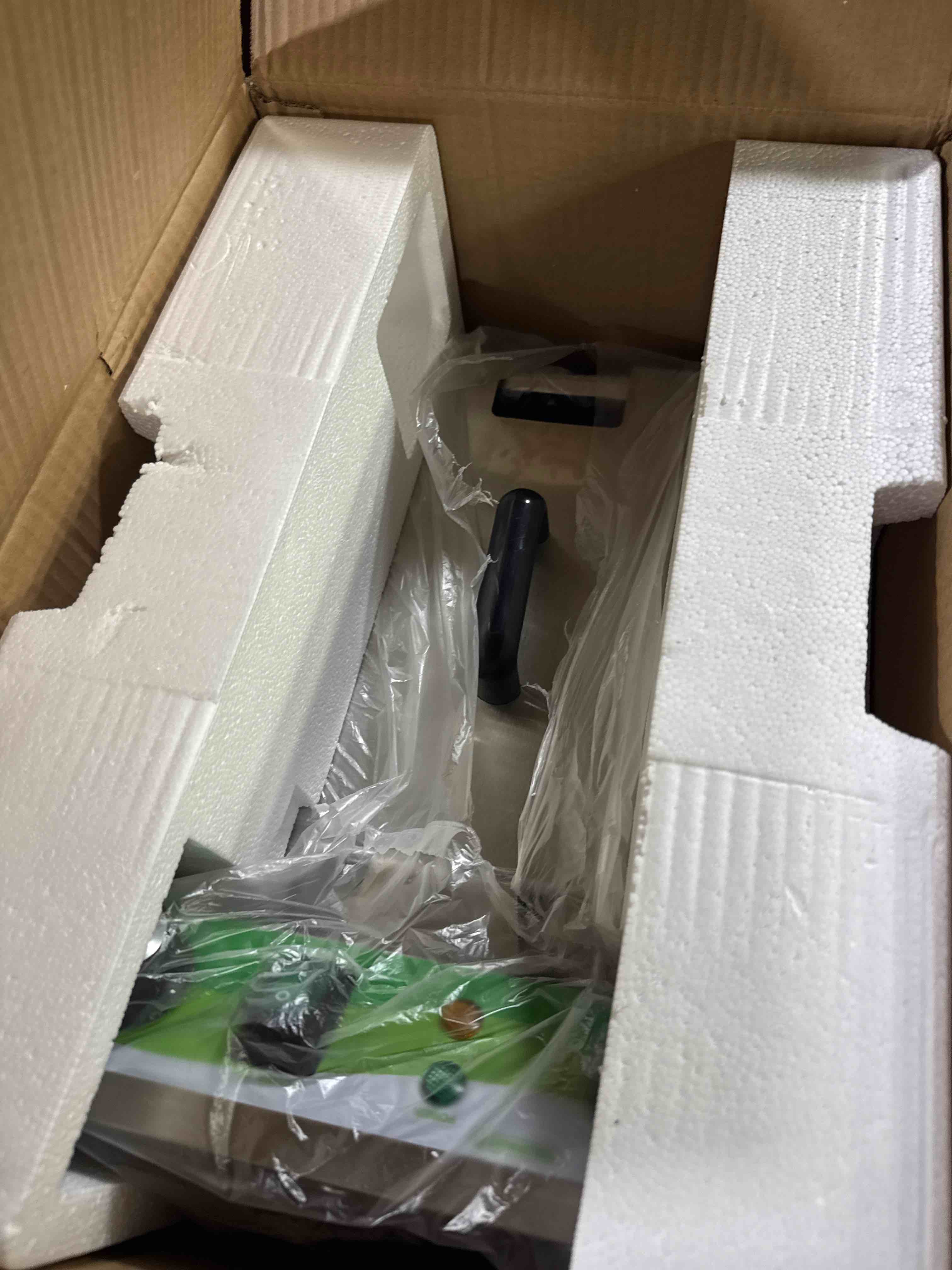 https://s3.amazonaws.com/lotting-images-prod/phillipi/TEA3371817_1758650651857.jpeg
