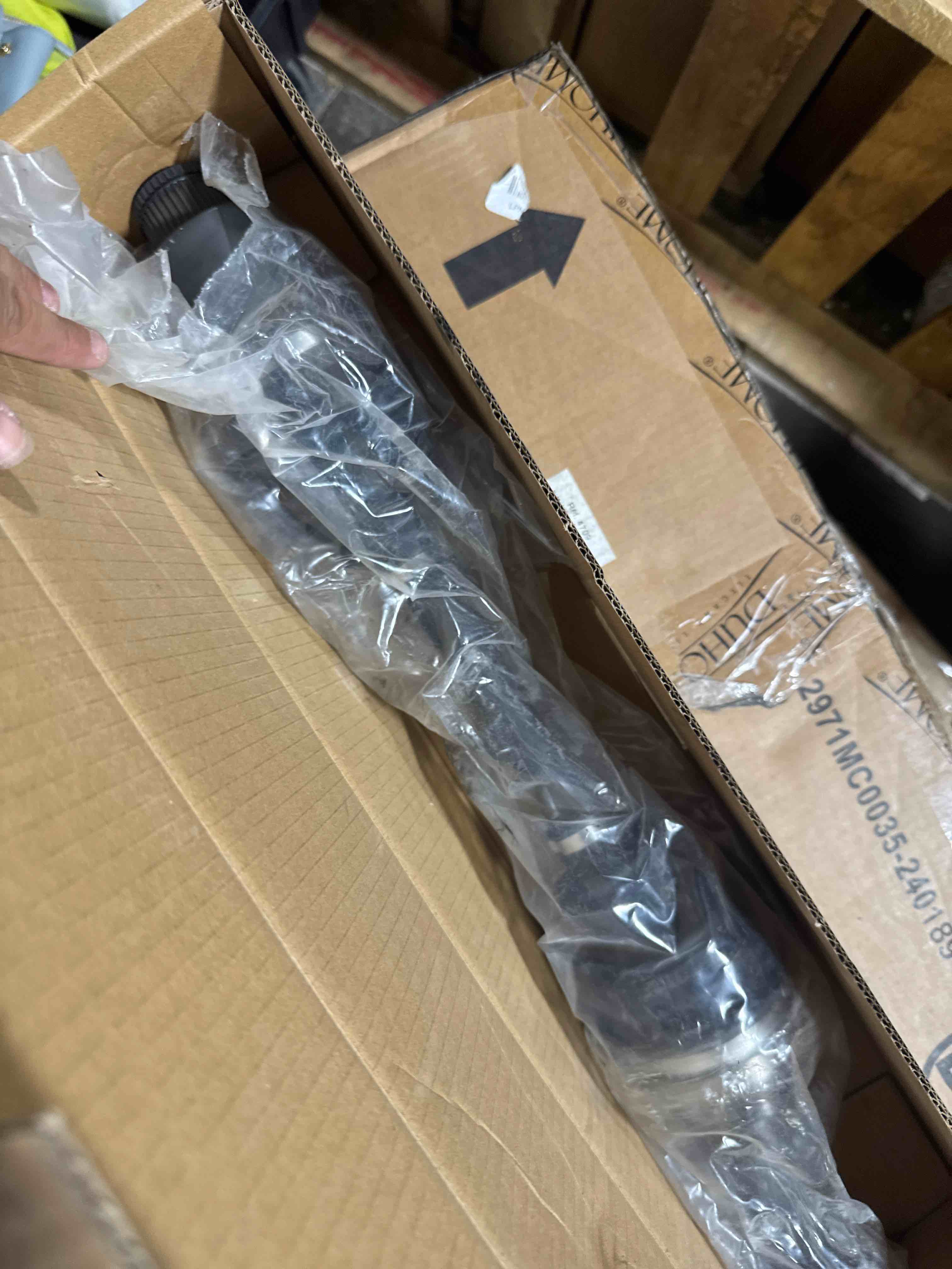 https://s3.amazonaws.com/lotting-images-prod/phillipi/TEA3371891_1758728703811.jpeg