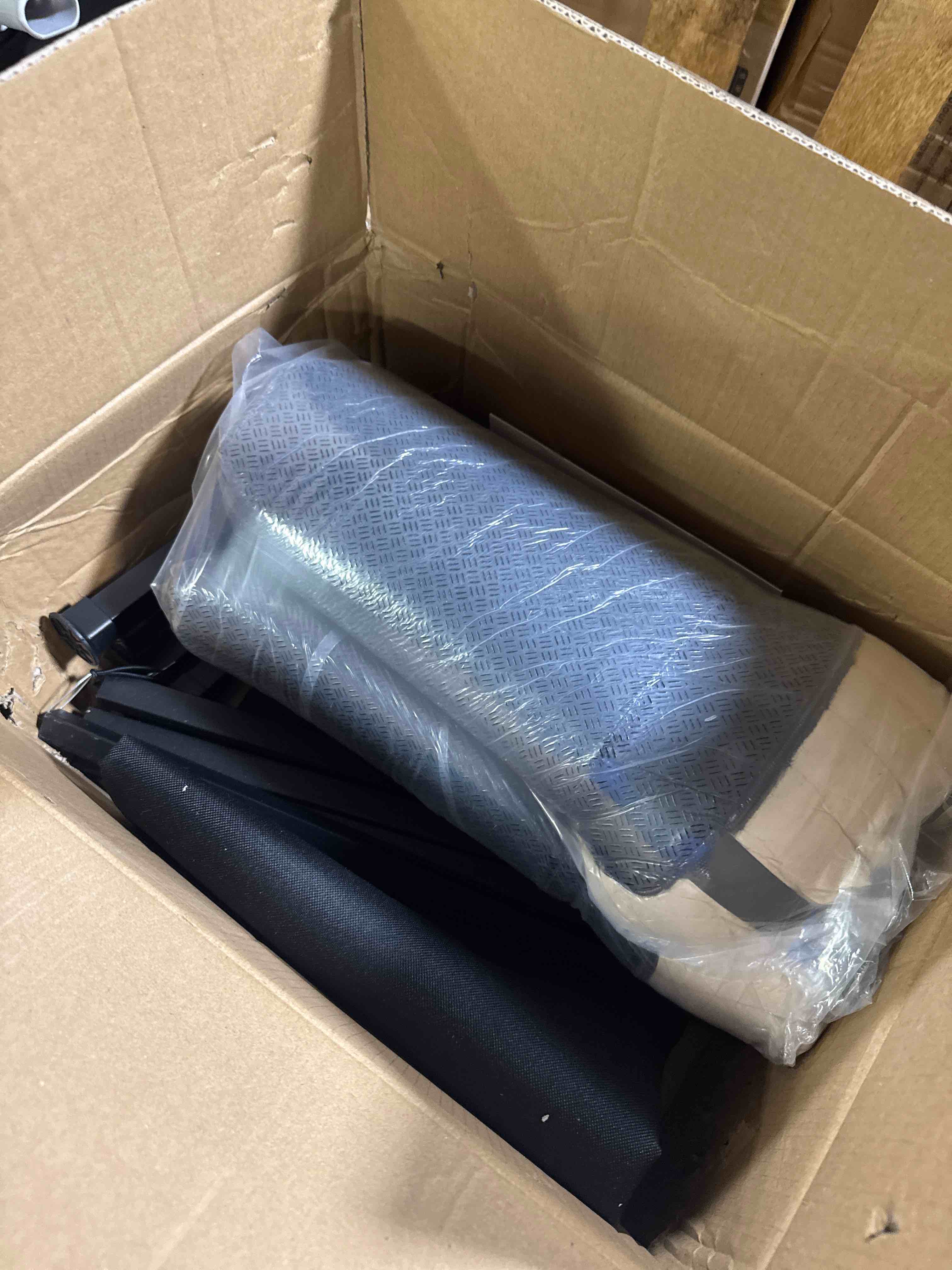 https://s3.amazonaws.com/lotting-images-prod/phillipi/TEA3371893_1758728888023.jpeg
