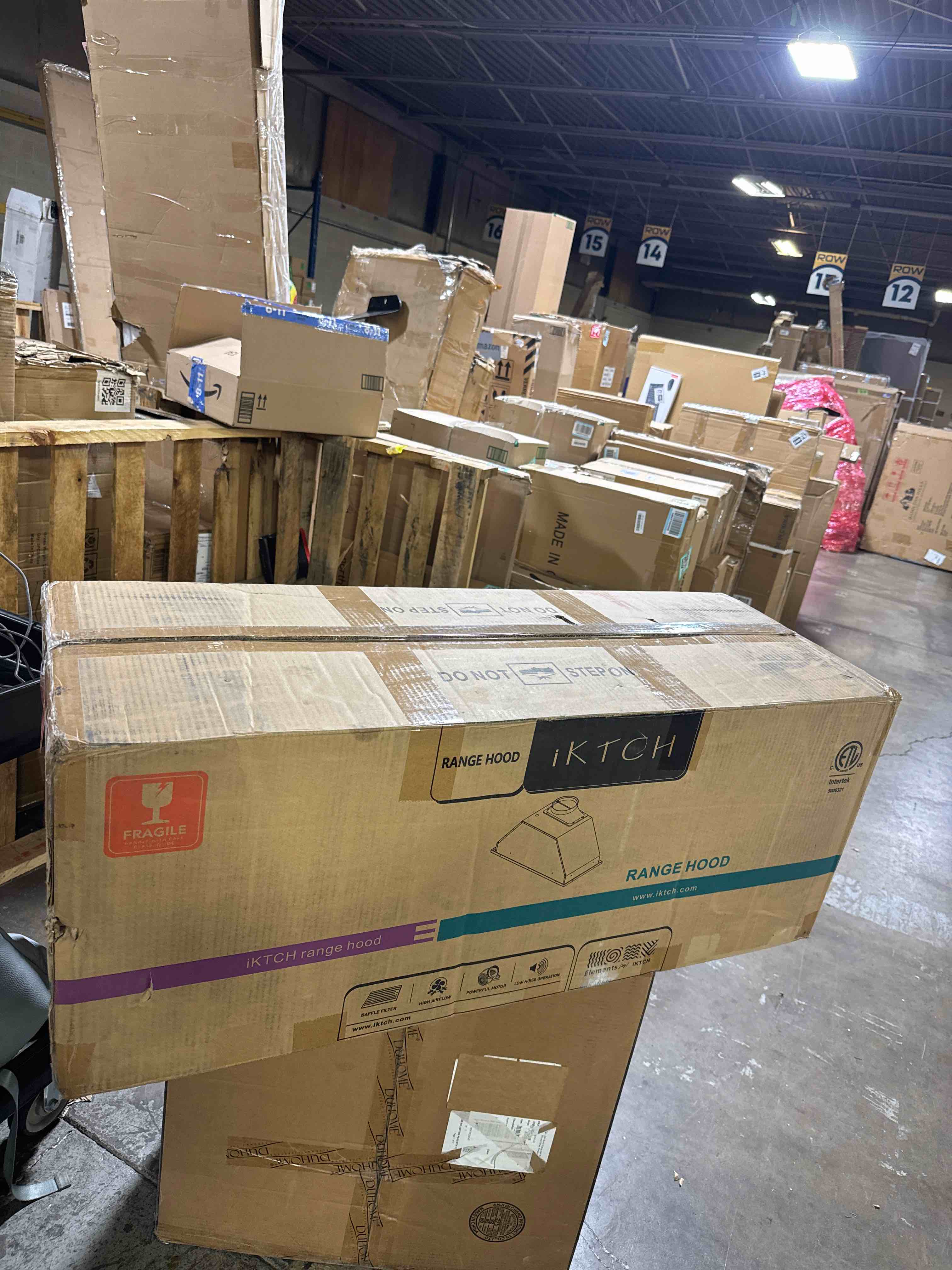 https://s3.amazonaws.com/lotting-images-prod/phillipi/TEA3371897_1758729440648.jpeg