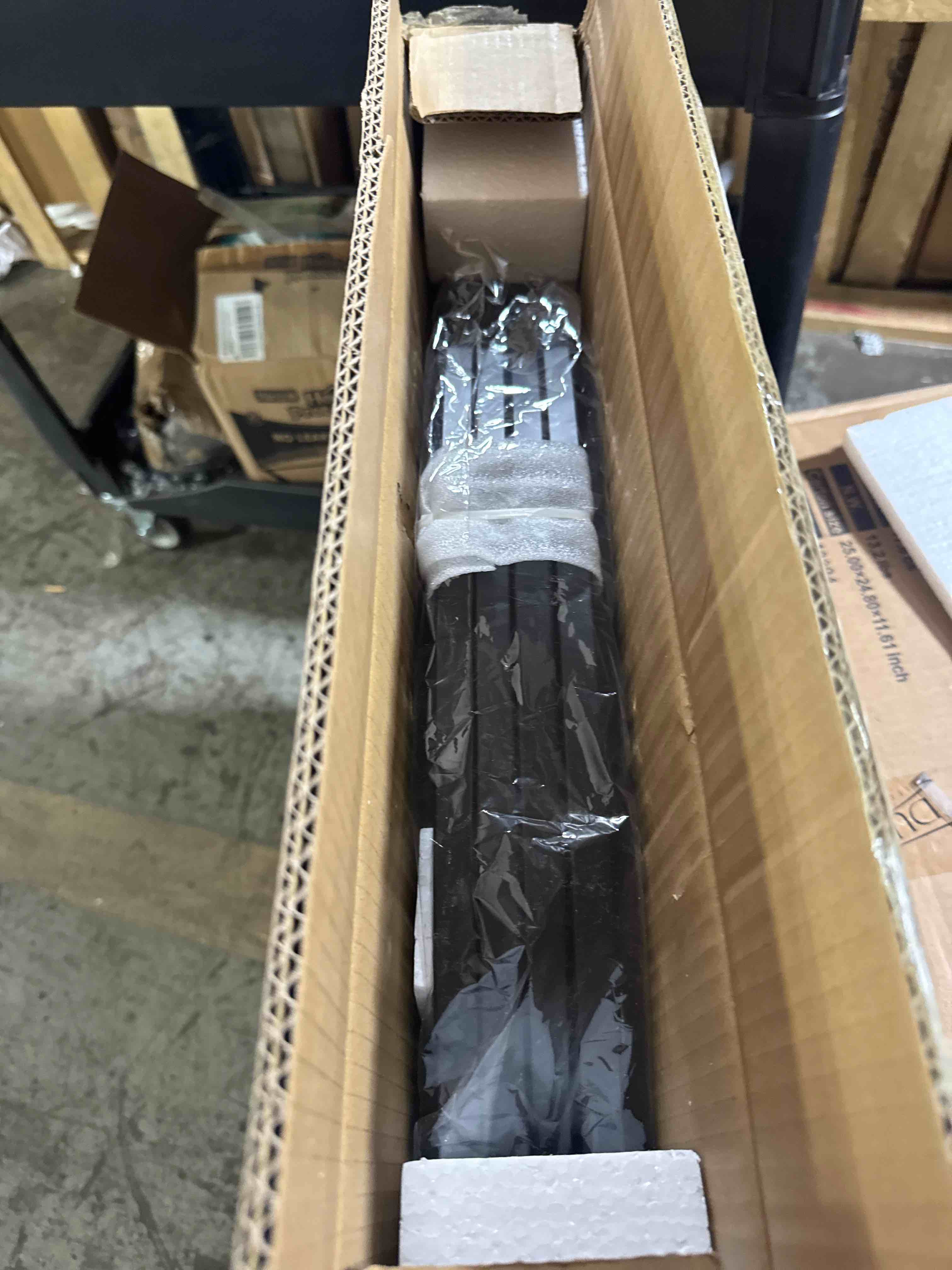 https://s3.amazonaws.com/lotting-images-prod/phillipi/TEA3371899_1758729759634.jpeg