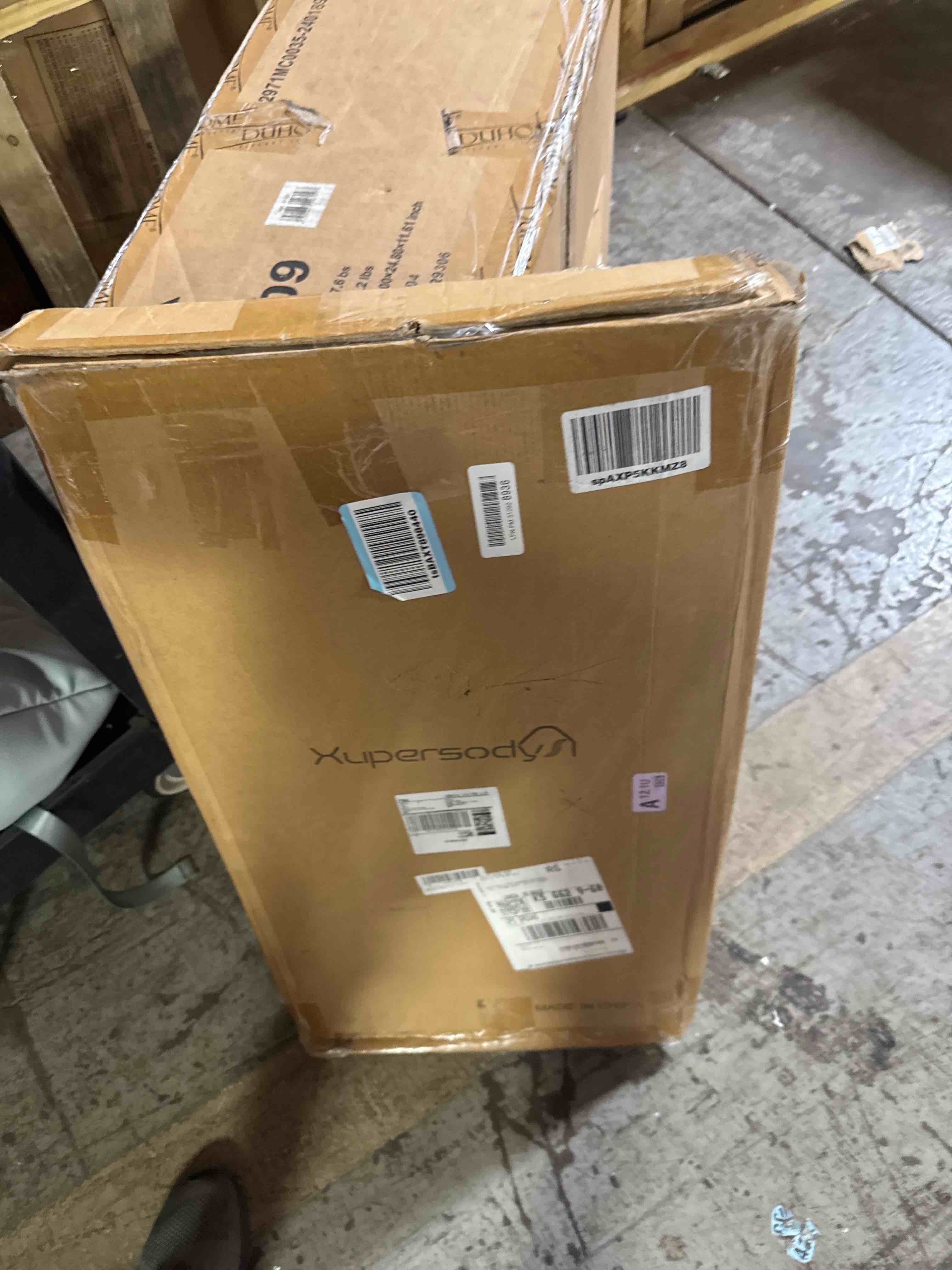 https://s3.amazonaws.com/lotting-images-prod/phillipi/TEA3371903_1758730282748.jpeg