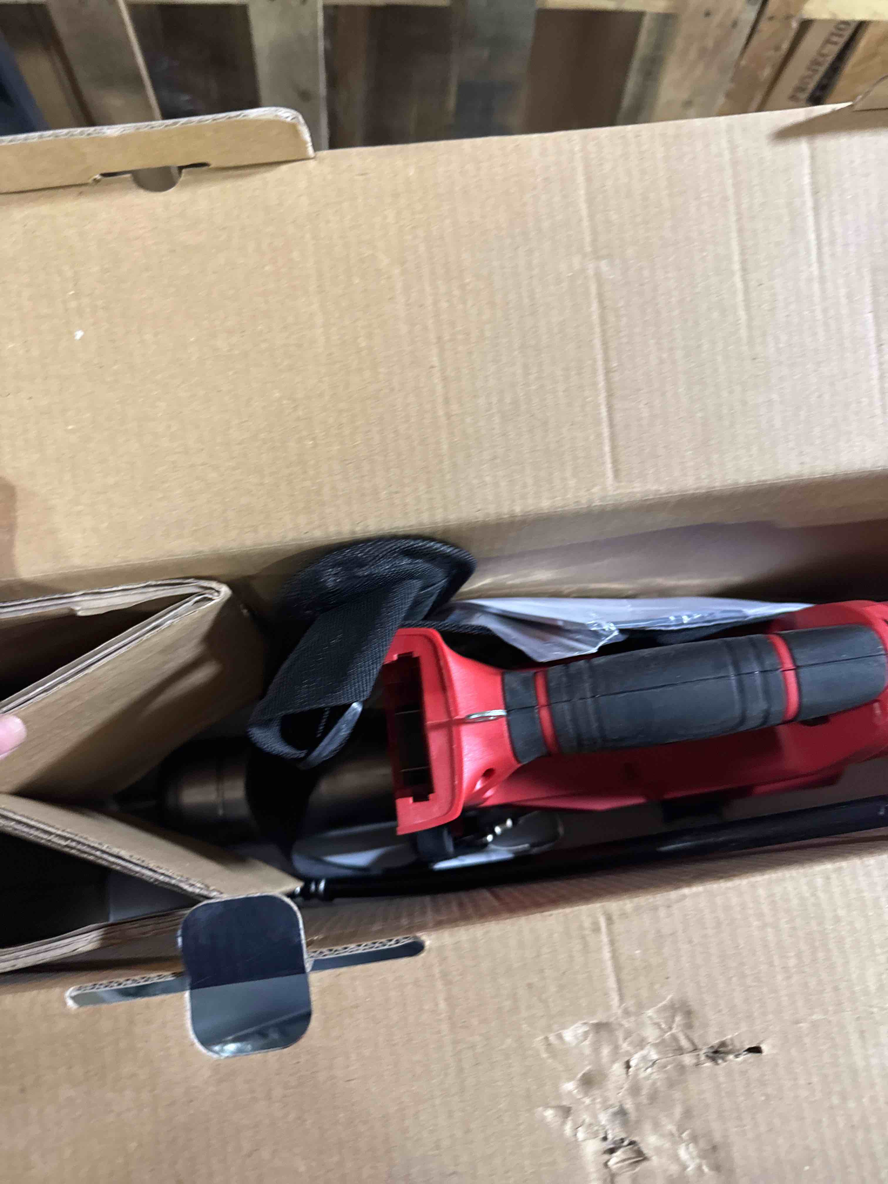 https://s3.amazonaws.com/lotting-images-prod/phillipi/TEA3371912_1758731436777.jpeg