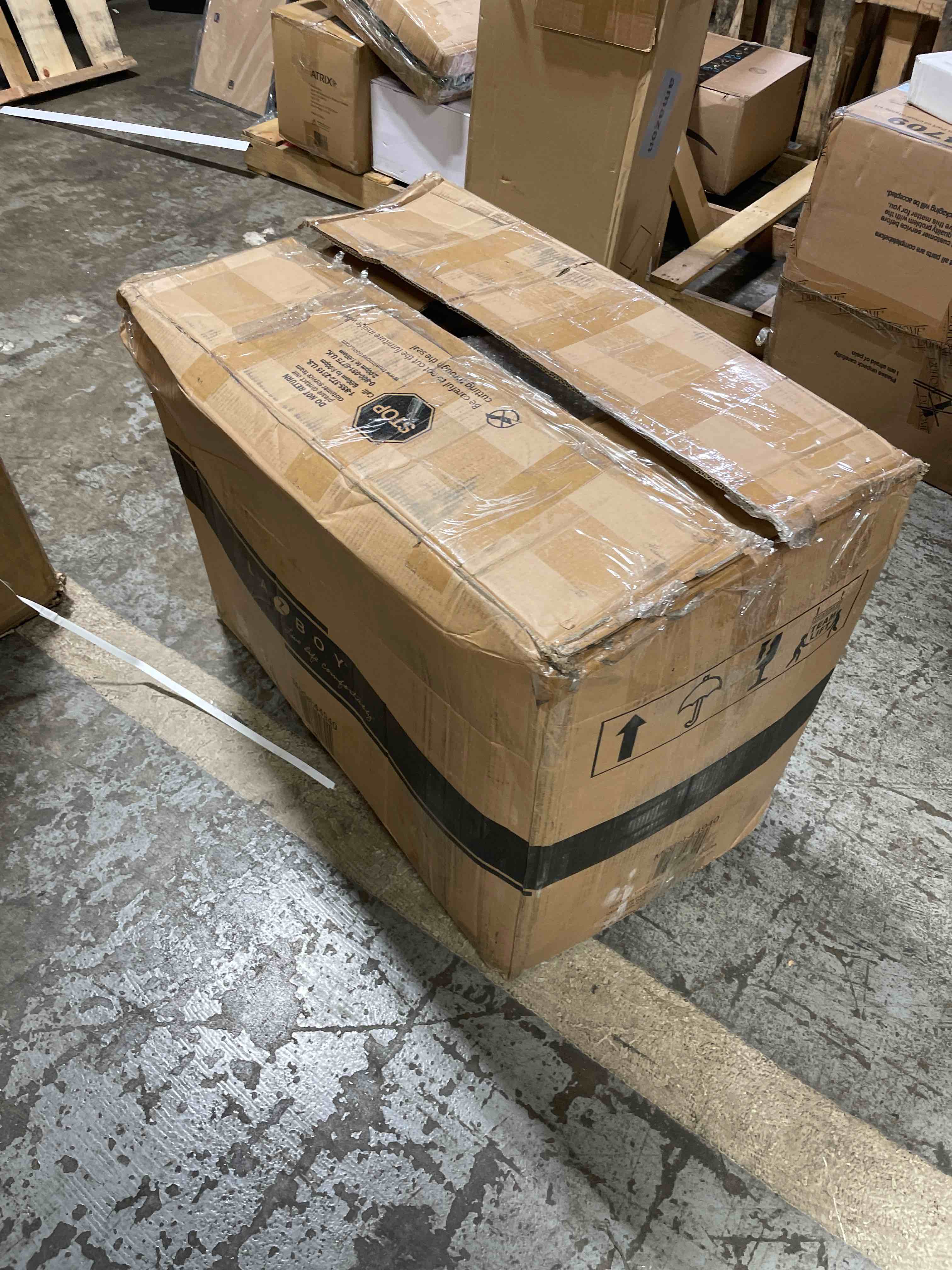 https://s3.amazonaws.com/lotting-images-prod/phillipi/TEA3371961_1758806715571.jpeg