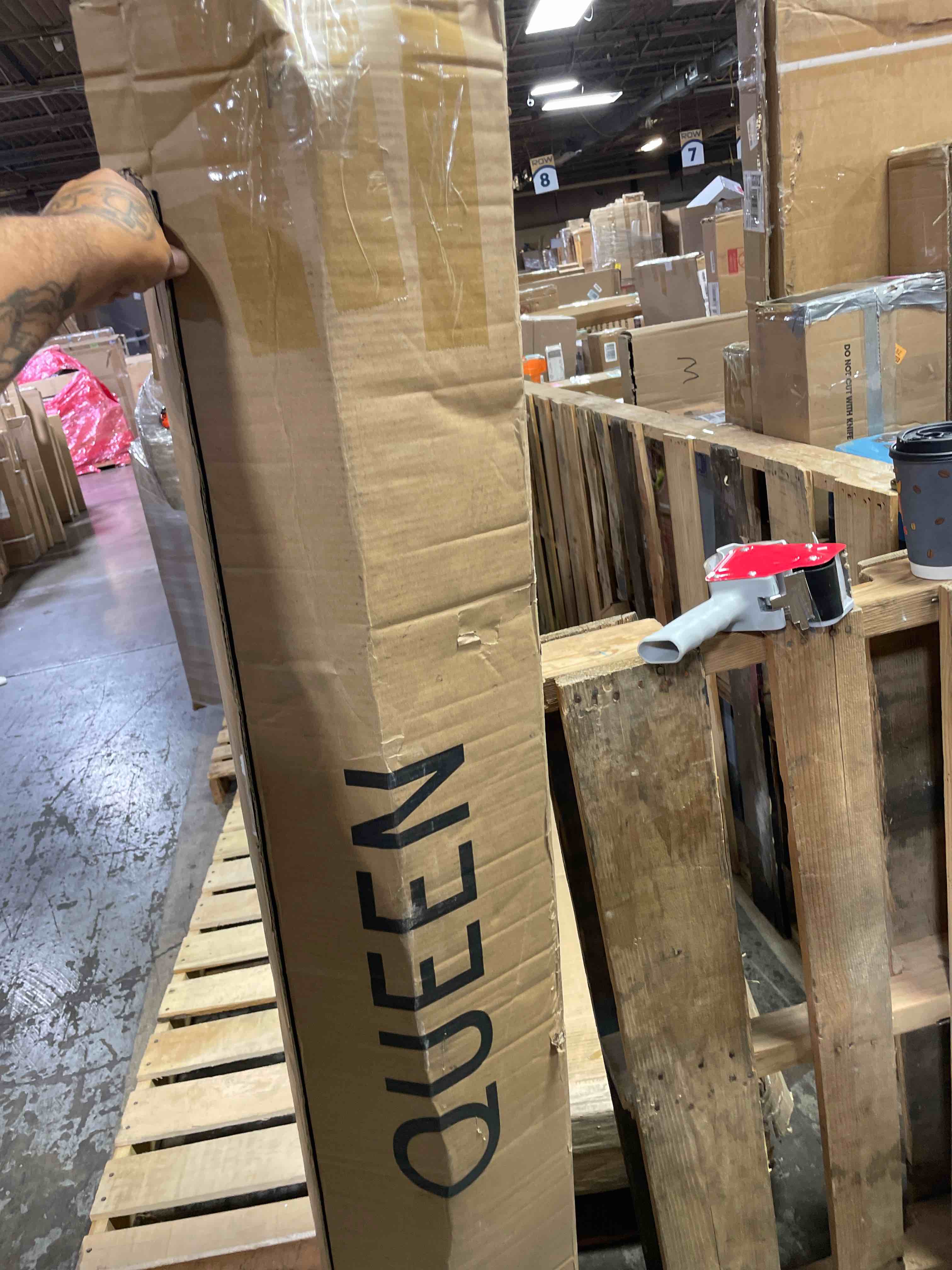 https://s3.amazonaws.com/lotting-images-prod/phillipi/TEA3371974_1758809214277.jpeg