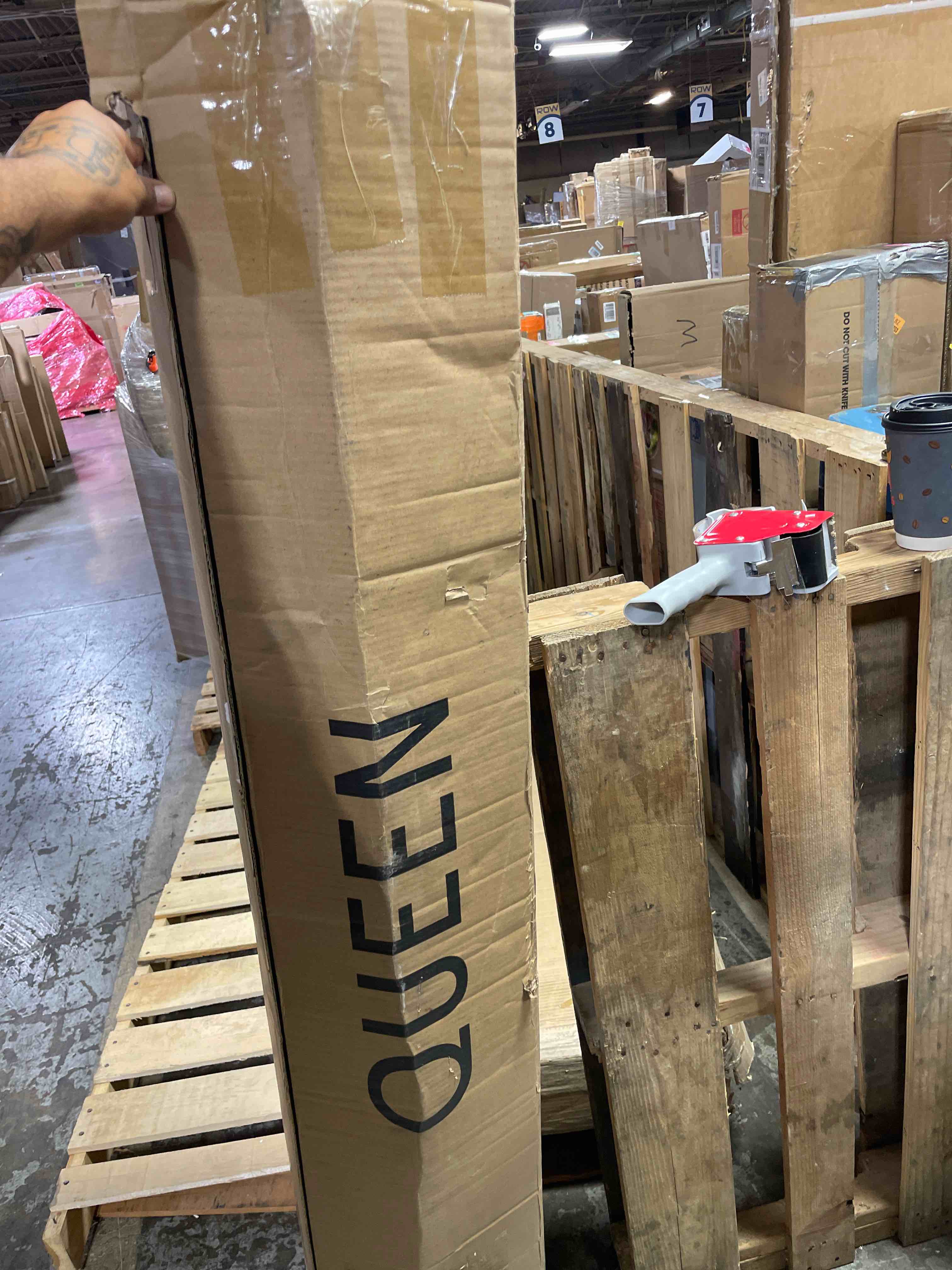 https://s3.amazonaws.com/lotting-images-prod/phillipi/TEA3371974_1758809215540.jpeg