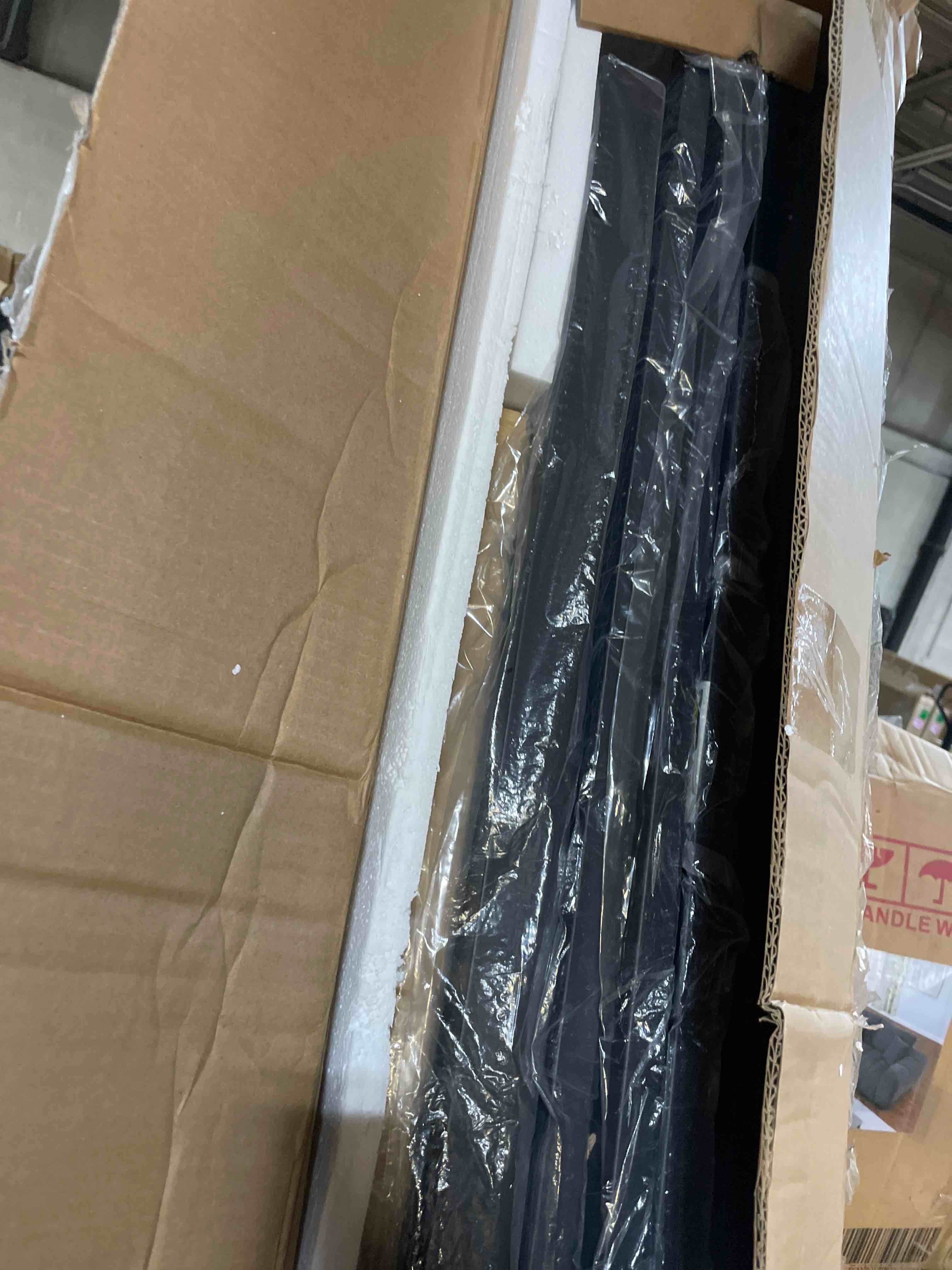 https://s3.amazonaws.com/lotting-images-prod/phillipi/TEA3371999_1758908098033.jpeg