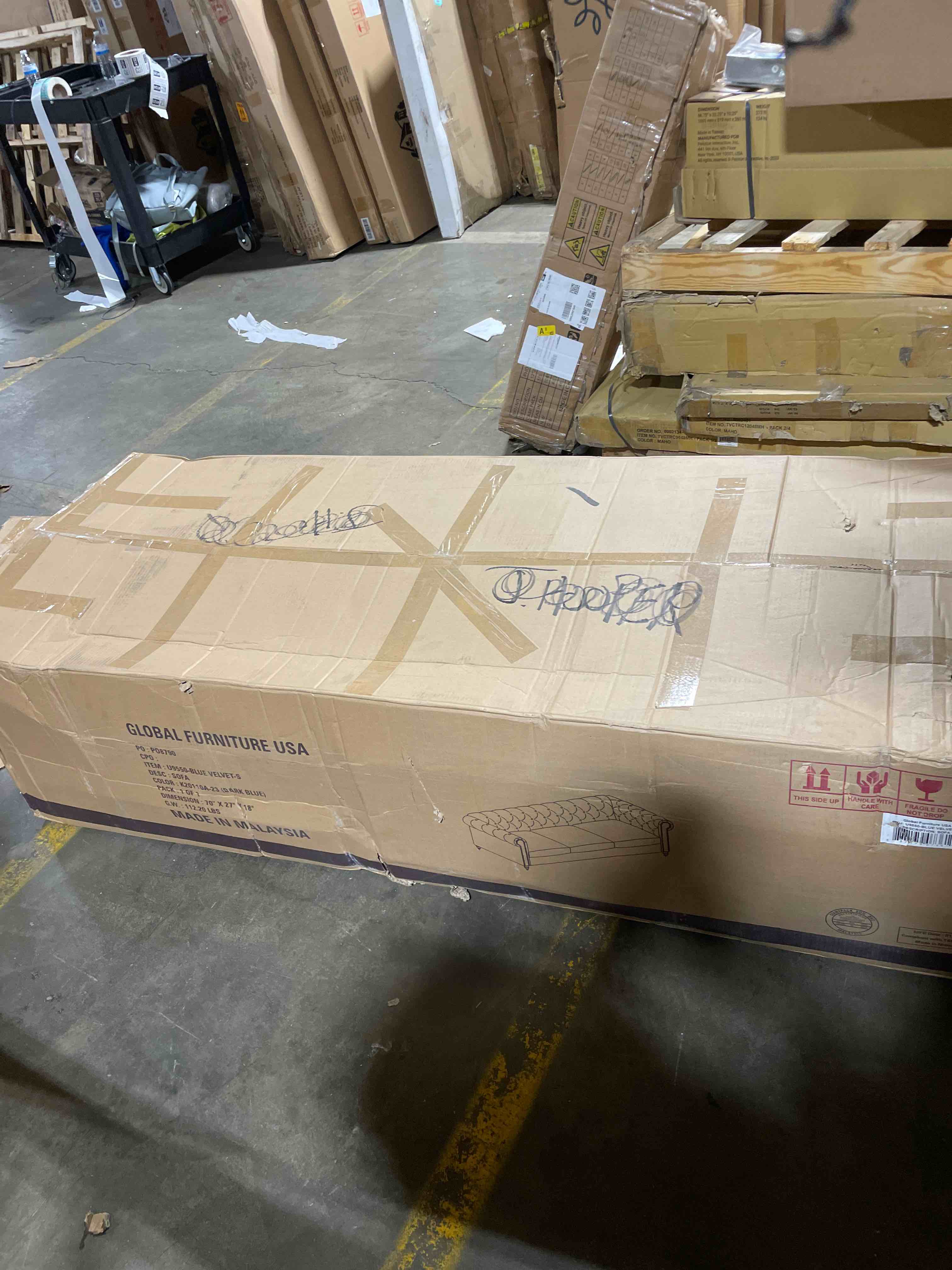 https://s3.amazonaws.com/lotting-images-prod/phillipi/TEA3372004_1758911418408.jpeg