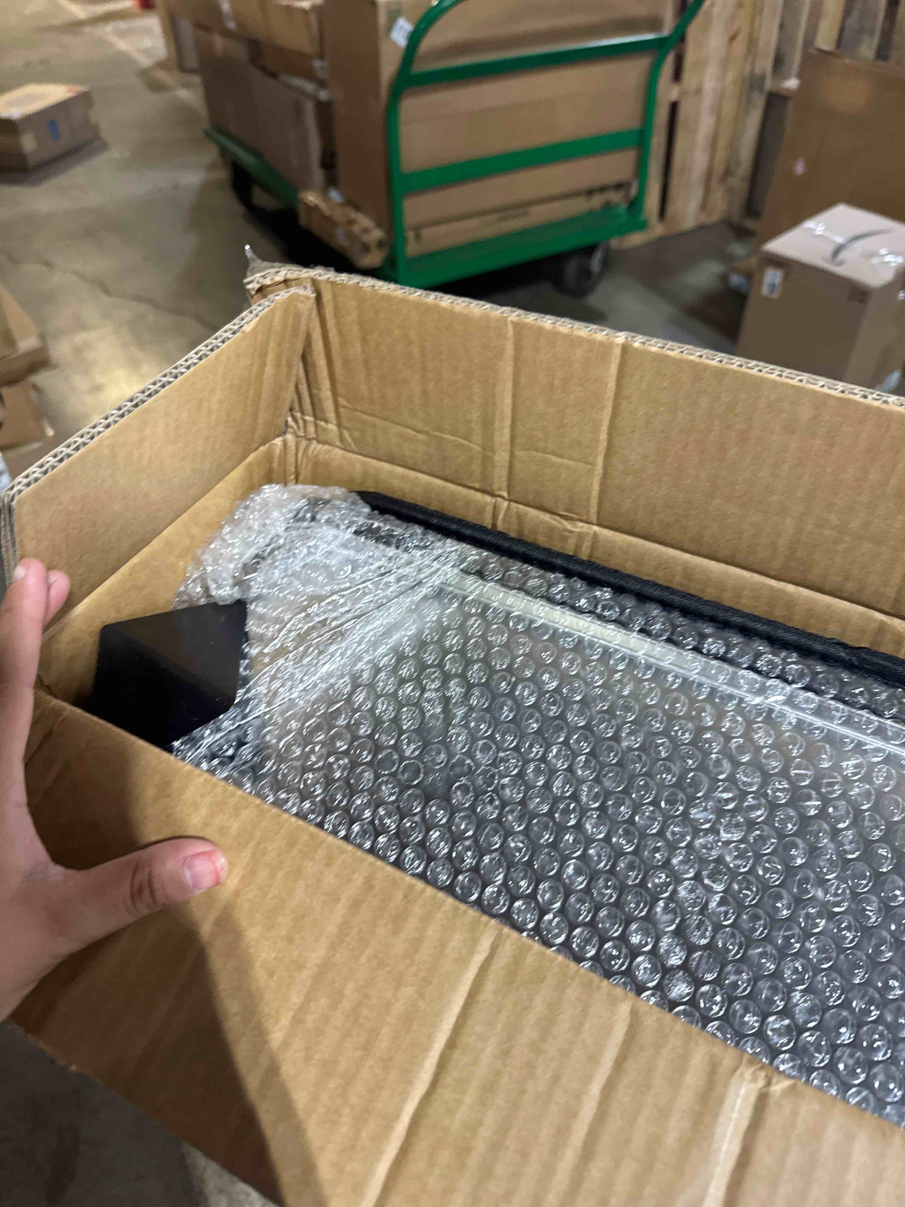 https://s3.amazonaws.com/lotting-images-prod/phillipi/TEA3372043_1759150839062.jpeg
