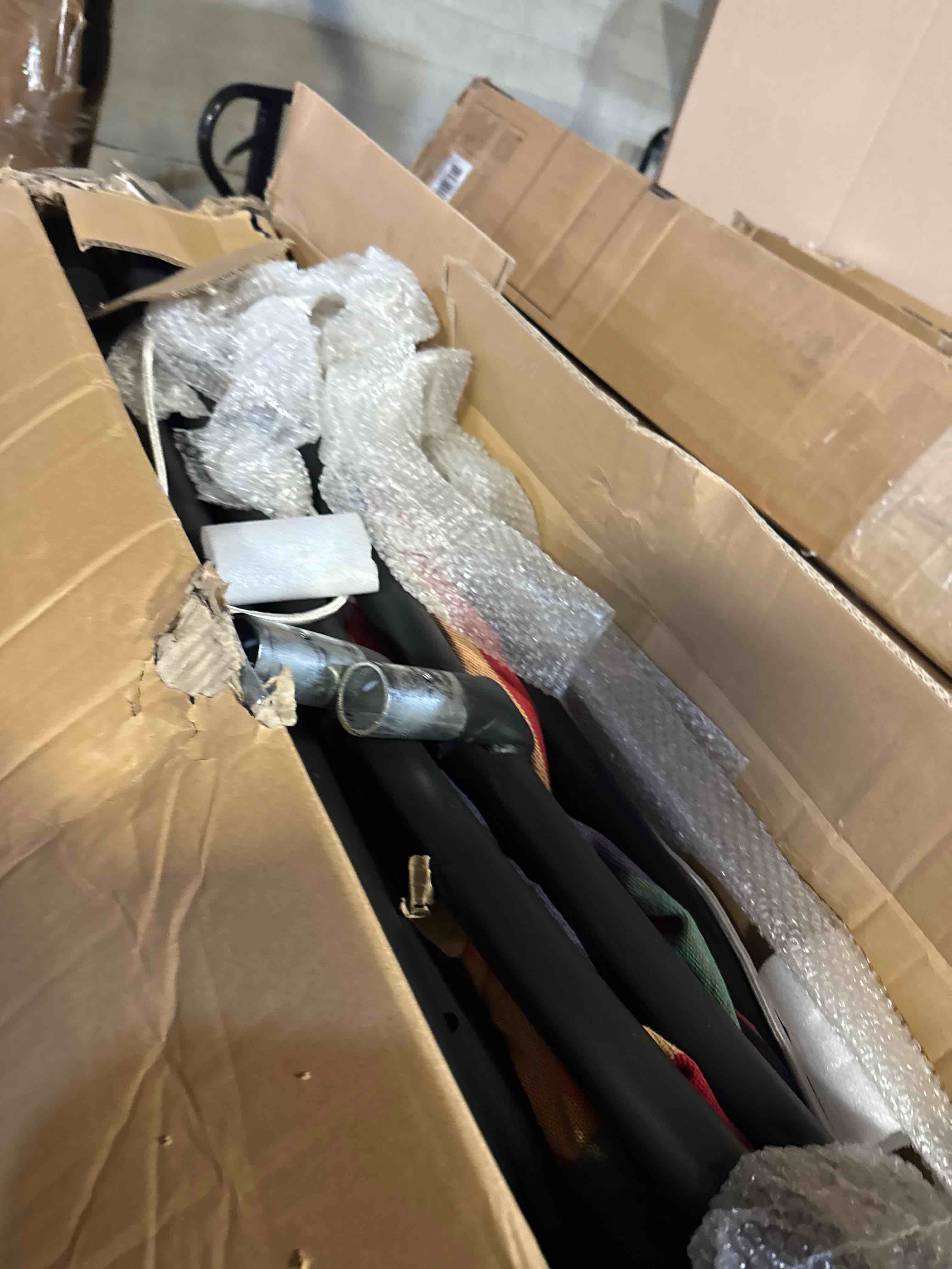 https://s3.amazonaws.com/lotting-images-prod/phillipi/TEA3372076_1759256320726.jpeg