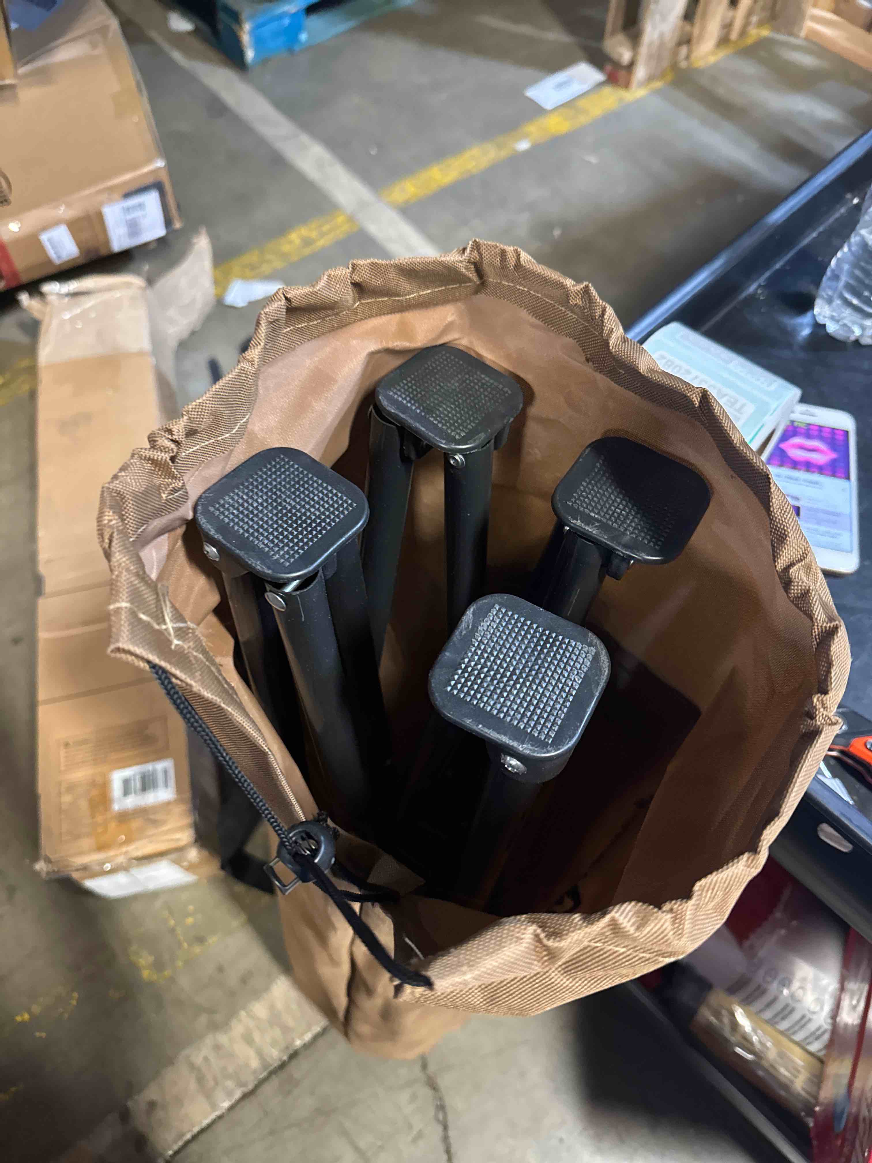 https://s3.amazonaws.com/lotting-images-prod/phillipi/TEA3372077_1759256575349.jpeg