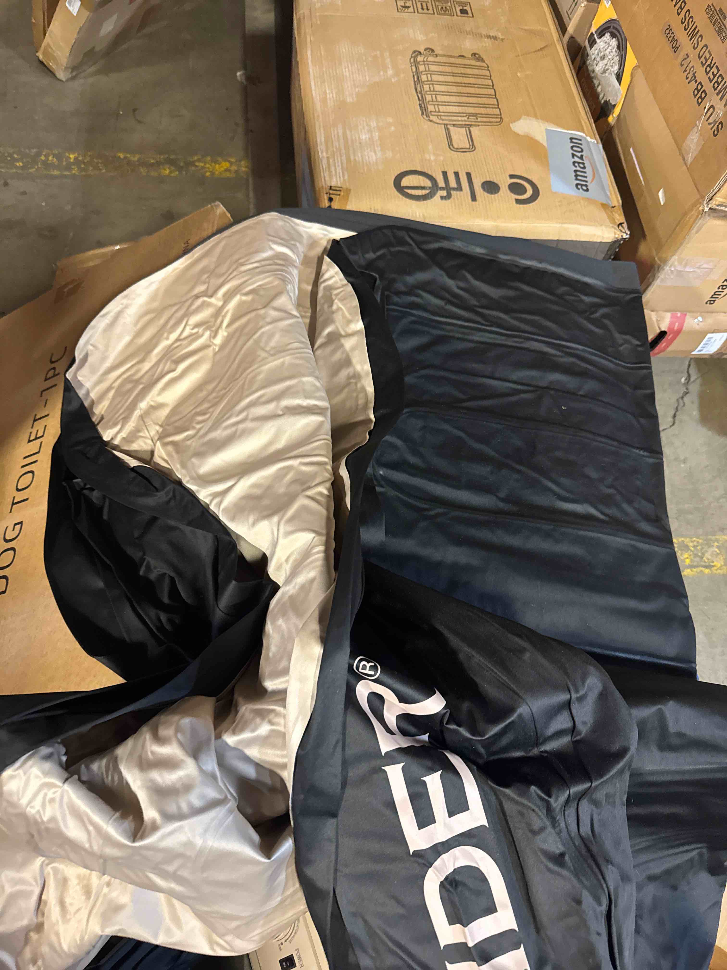 https://s3.amazonaws.com/lotting-images-prod/phillipi/TEA3372079_1759257524894.jpeg
