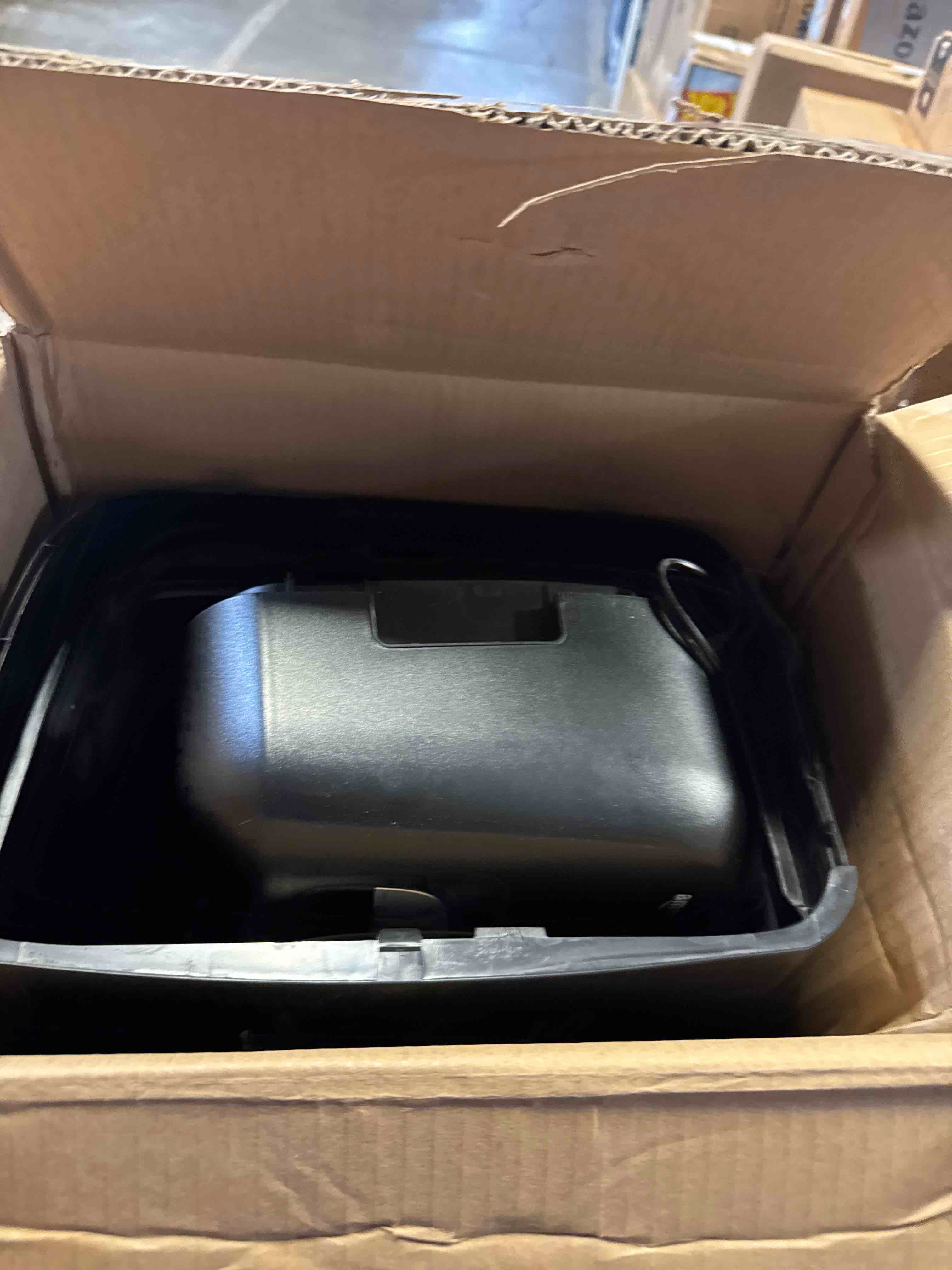 https://s3.amazonaws.com/lotting-images-prod/phillipi/TEA3372086_1759258784209.jpeg
