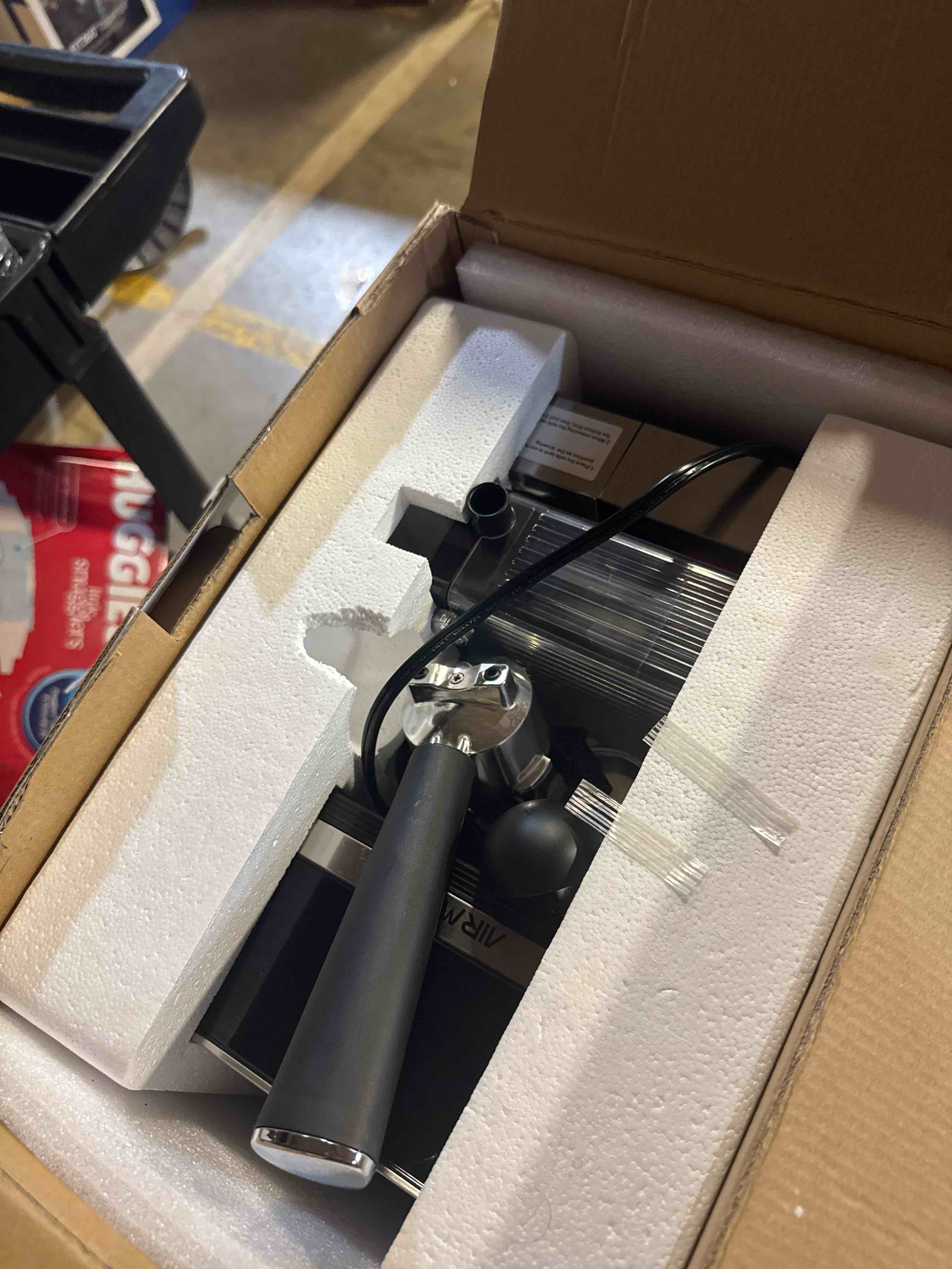 https://s3.amazonaws.com/lotting-images-prod/phillipi/TEA3372098_1759261175918.jpeg
