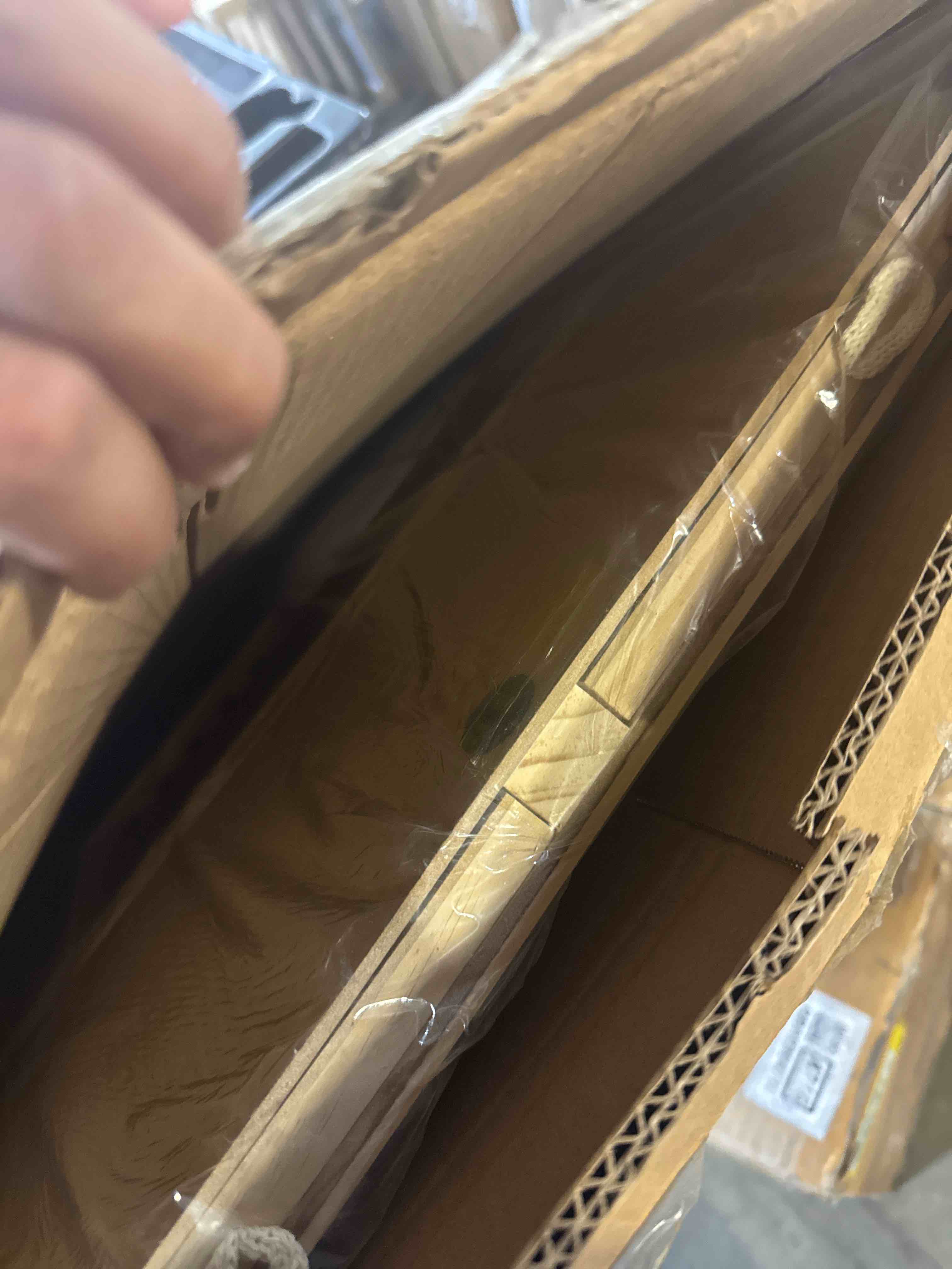 https://s3.amazonaws.com/lotting-images-prod/phillipi/TEA3372144_1759410096367.jpeg