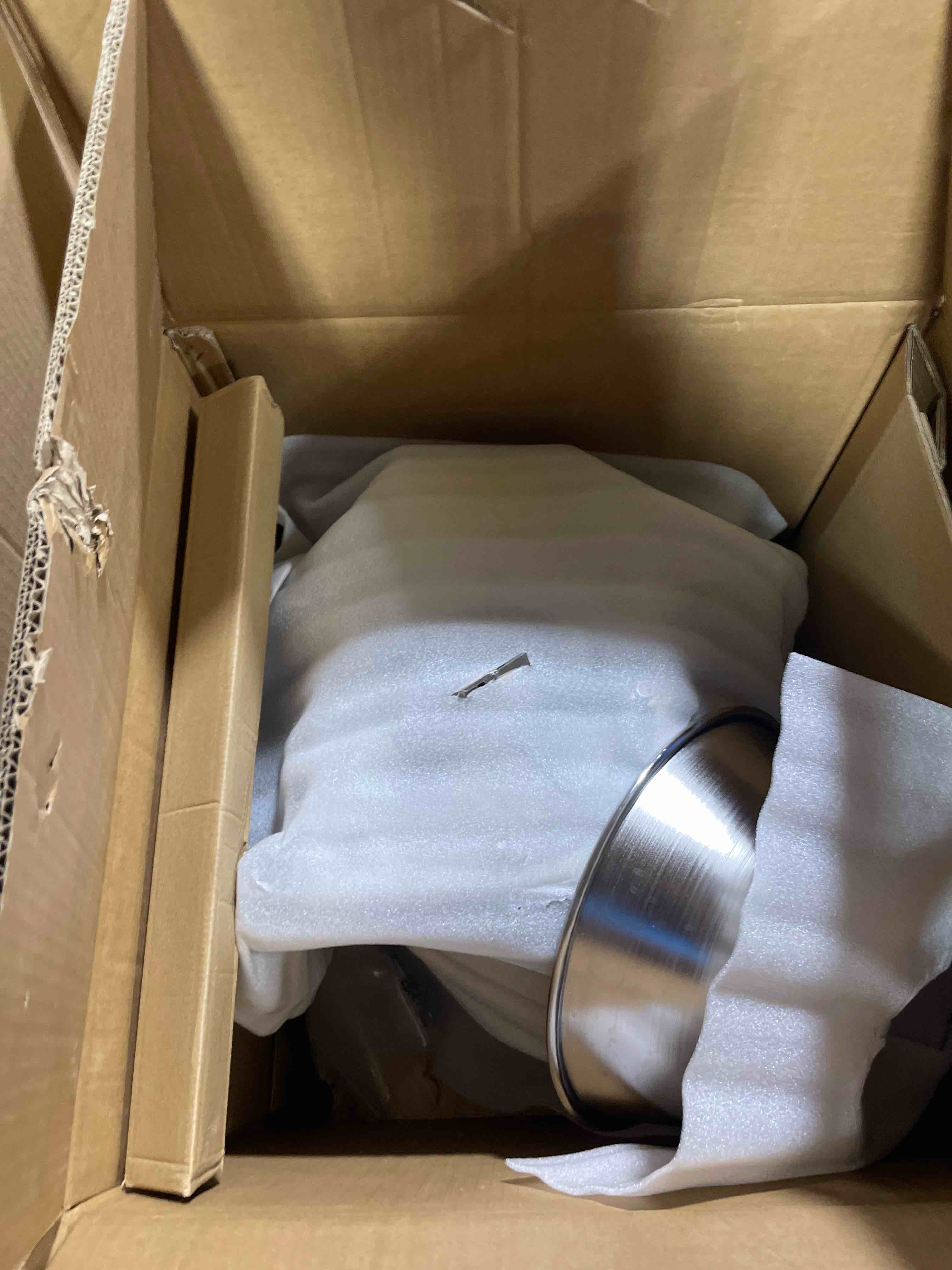 https://s3.amazonaws.com/lotting-images-prod/phillipi/TEA3372295_1759866484018.jpeg