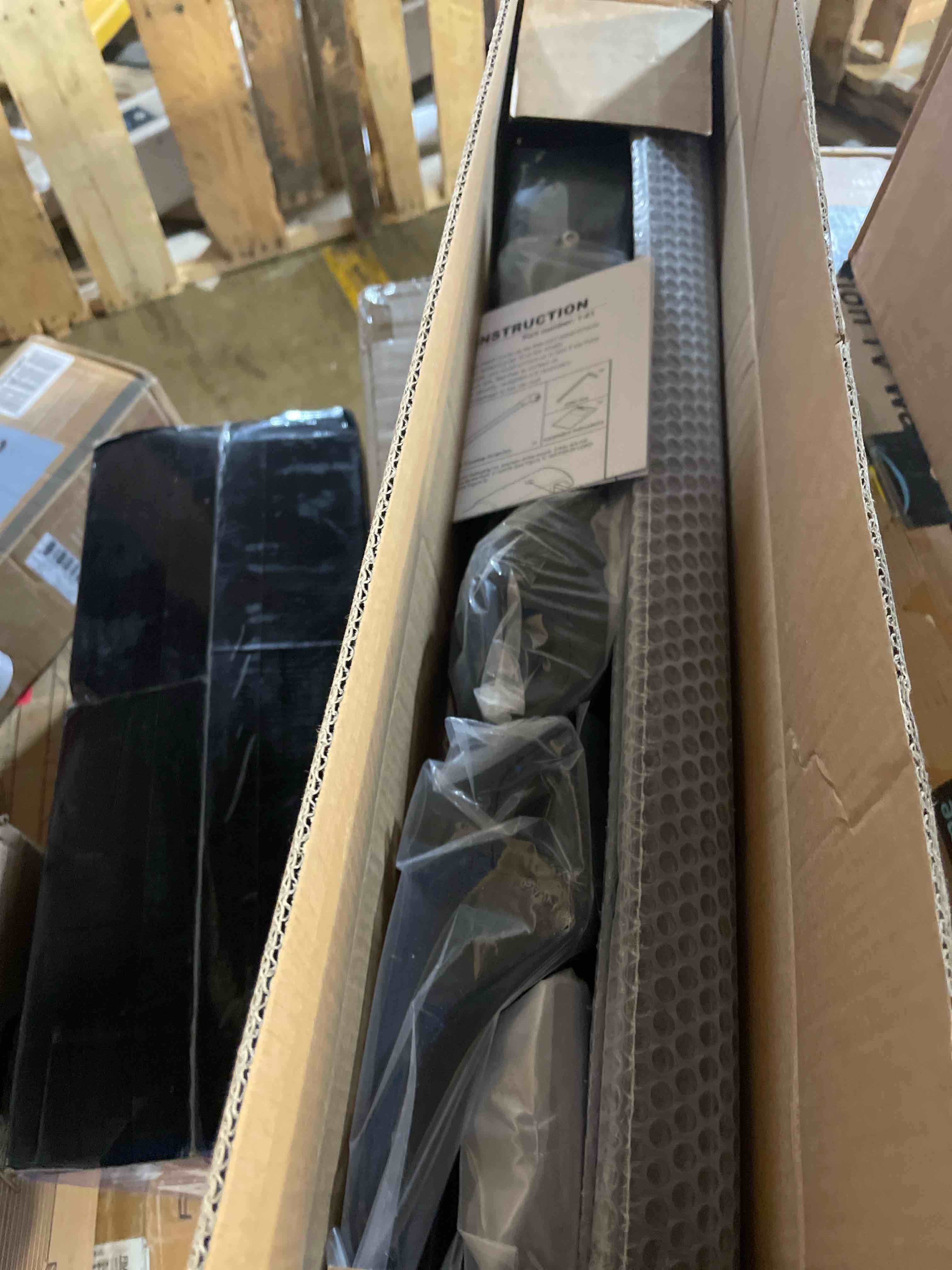 https://s3.amazonaws.com/lotting-images-prod/phillipi/TEA3372316_1760446683629.jpeg