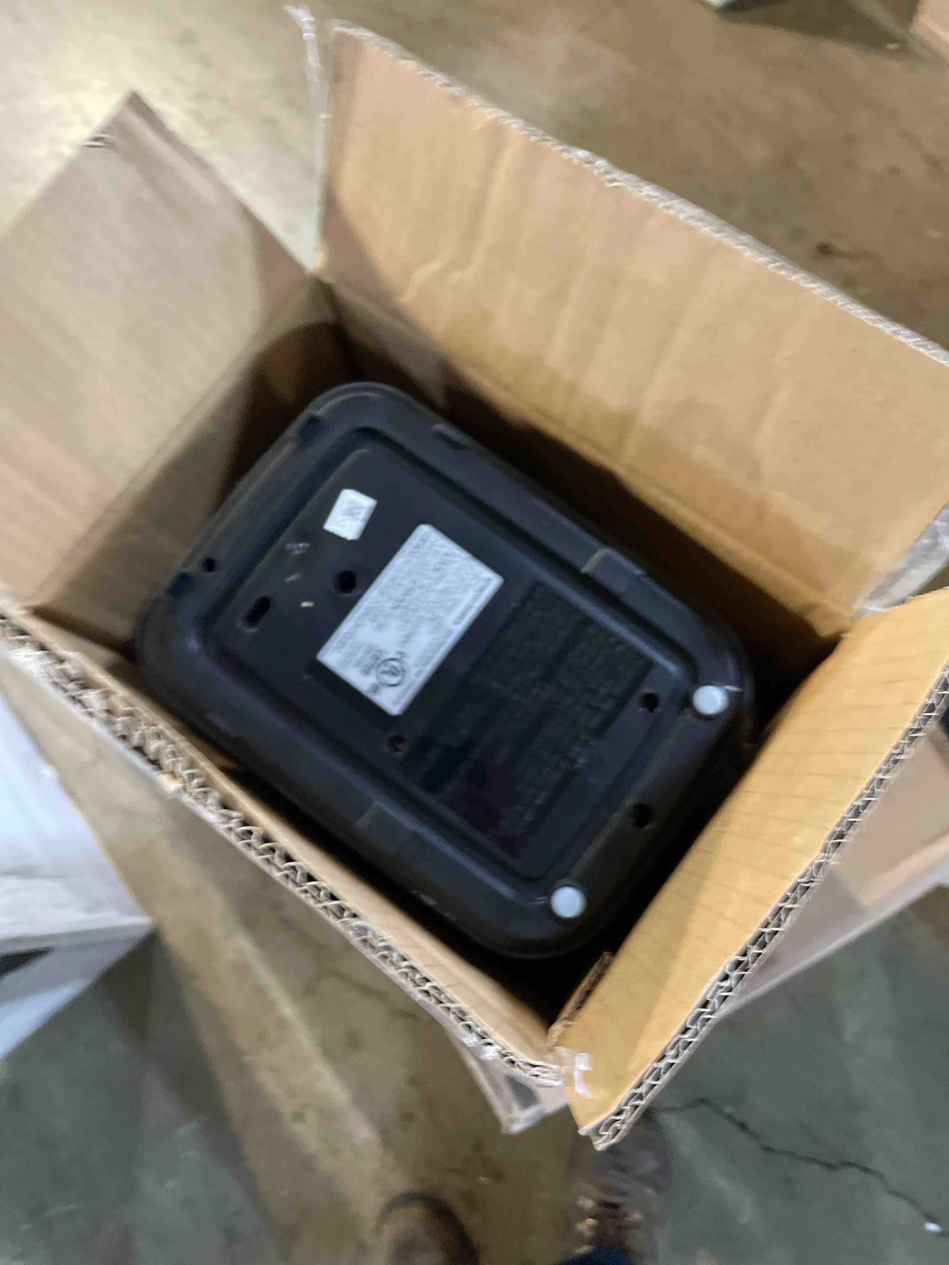 https://s3.amazonaws.com/lotting-images-prod/phillipi/TEA3372386_1760531640032.jpeg