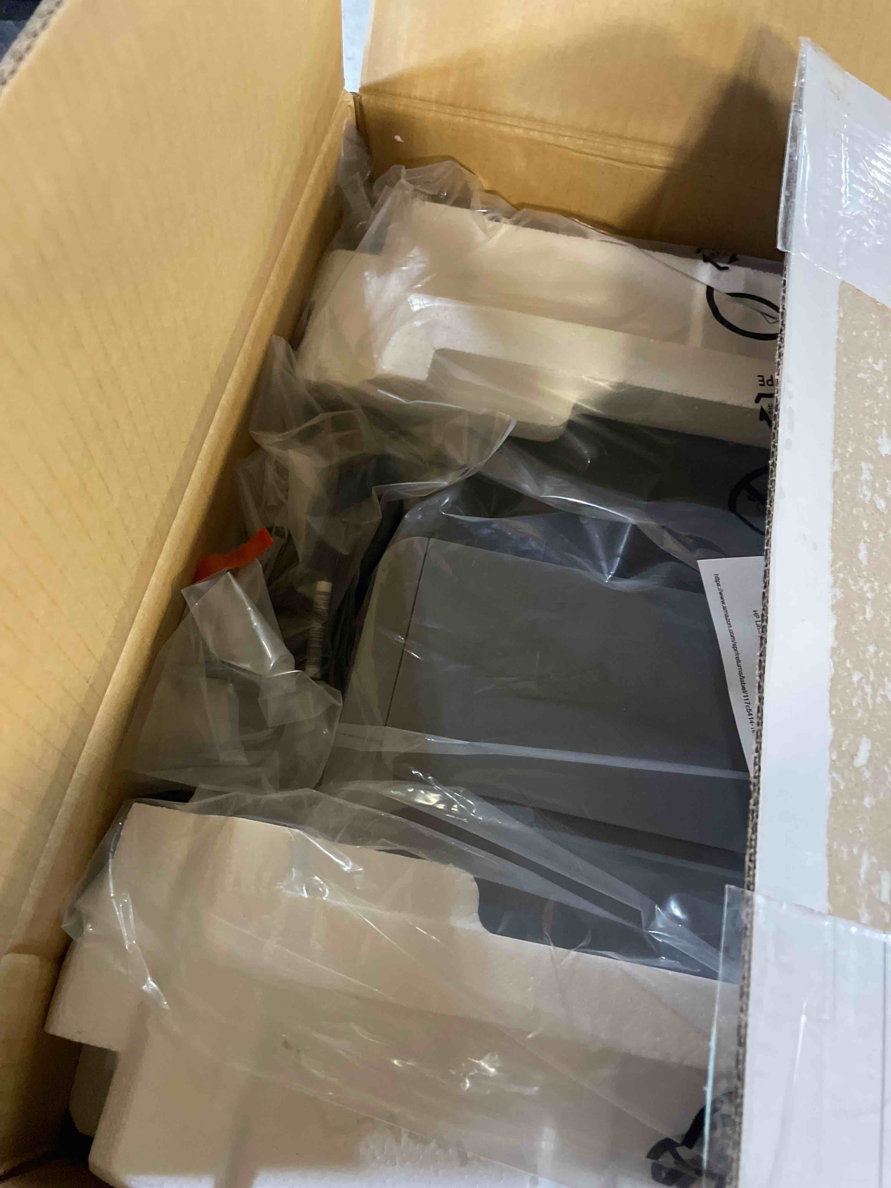 https://s3.amazonaws.com/lotting-images-prod/phillipi/TEA3372387_1760531736731.jpeg