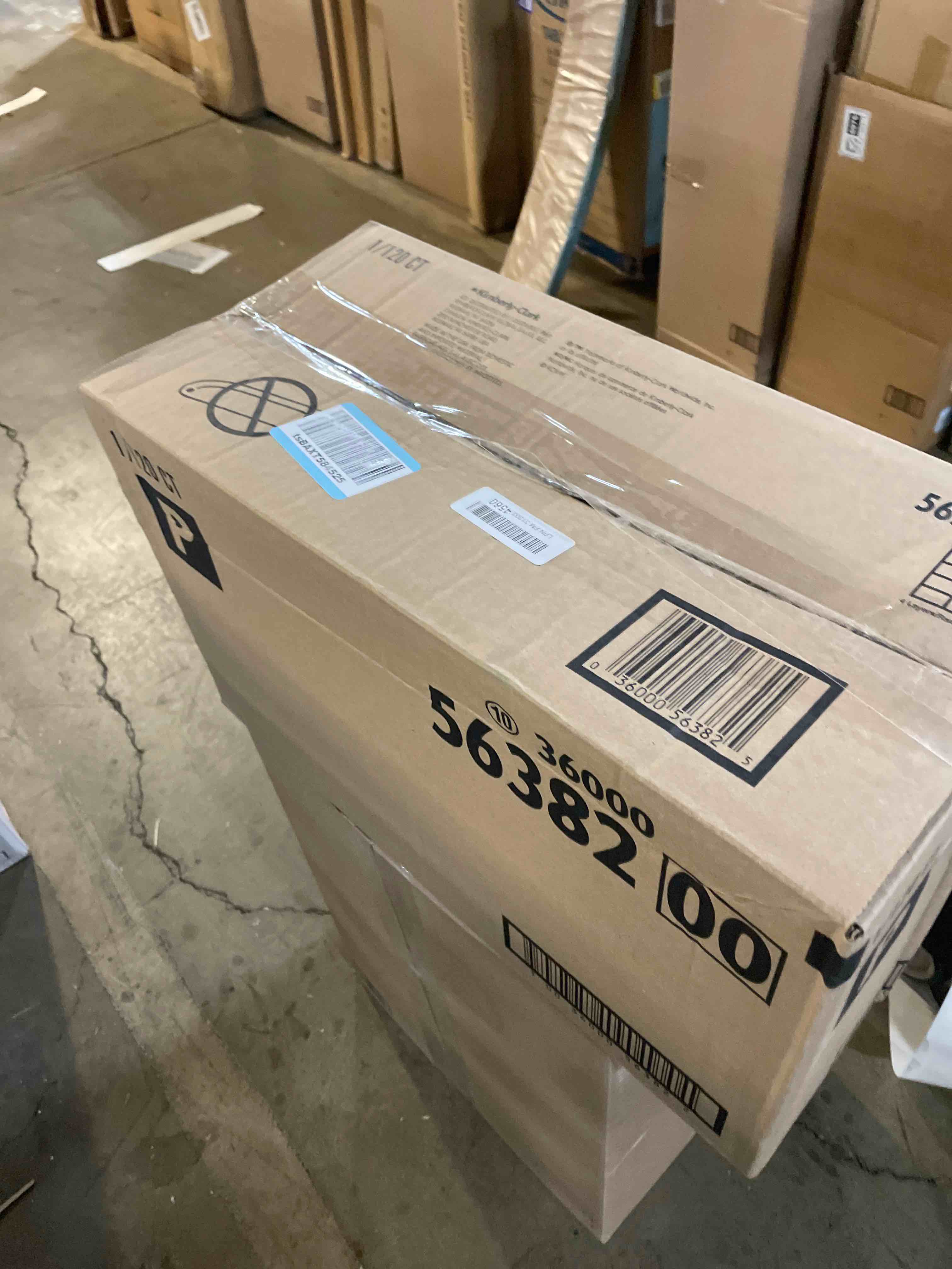 https://s3.amazonaws.com/lotting-images-prod/phillipi/TEA3372389_1760532033506.jpeg