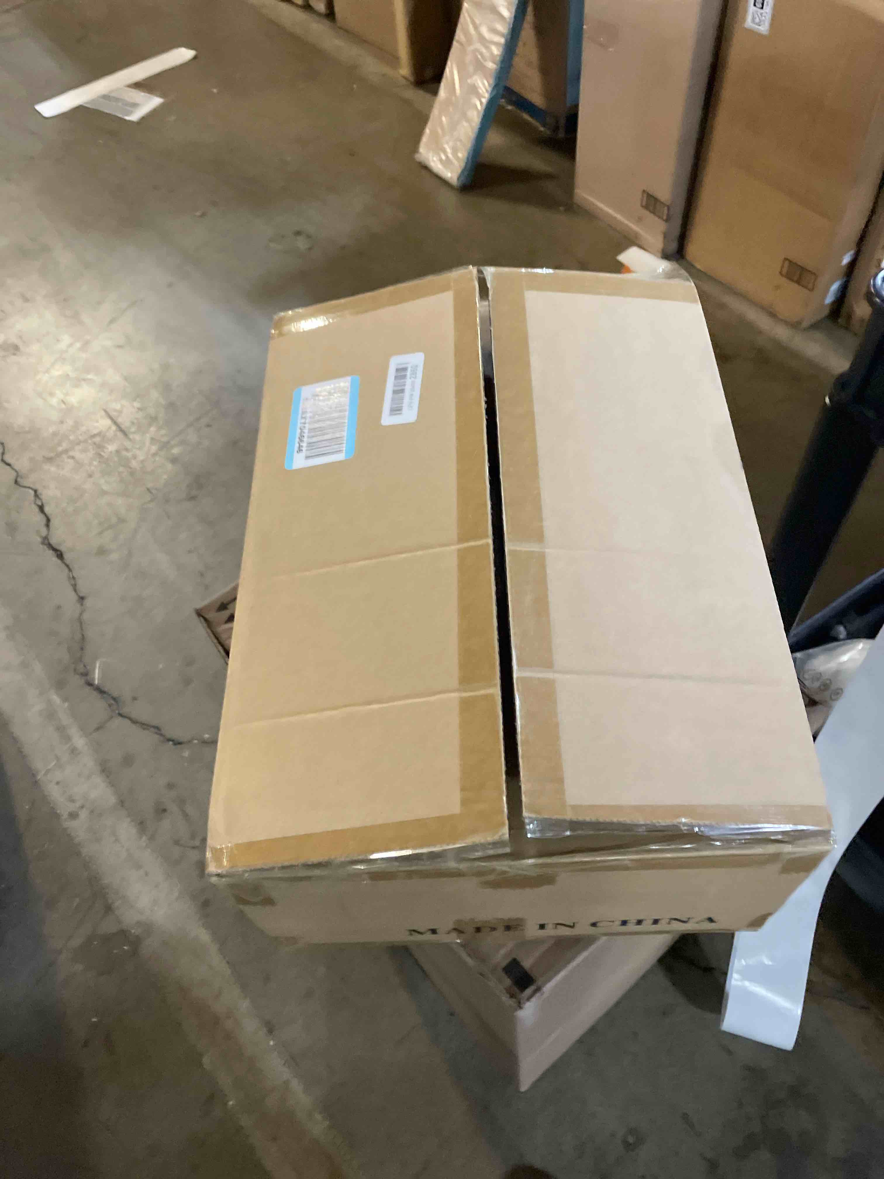 https://s3.amazonaws.com/lotting-images-prod/phillipi/TEA3372392_1760532377512.jpeg