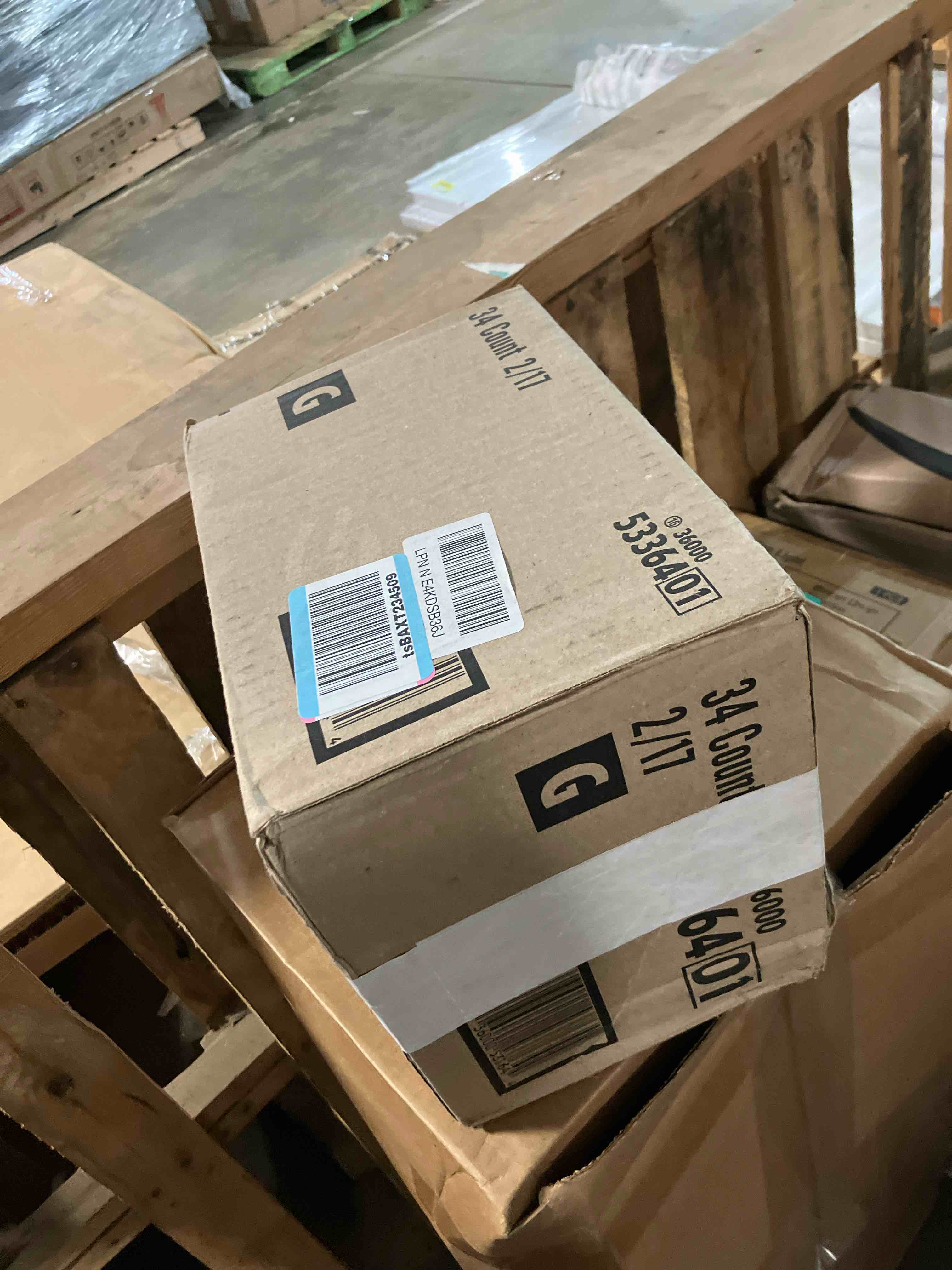 https://s3.amazonaws.com/lotting-images-prod/phillipi/TEA3373351_1748956821824.jpeg