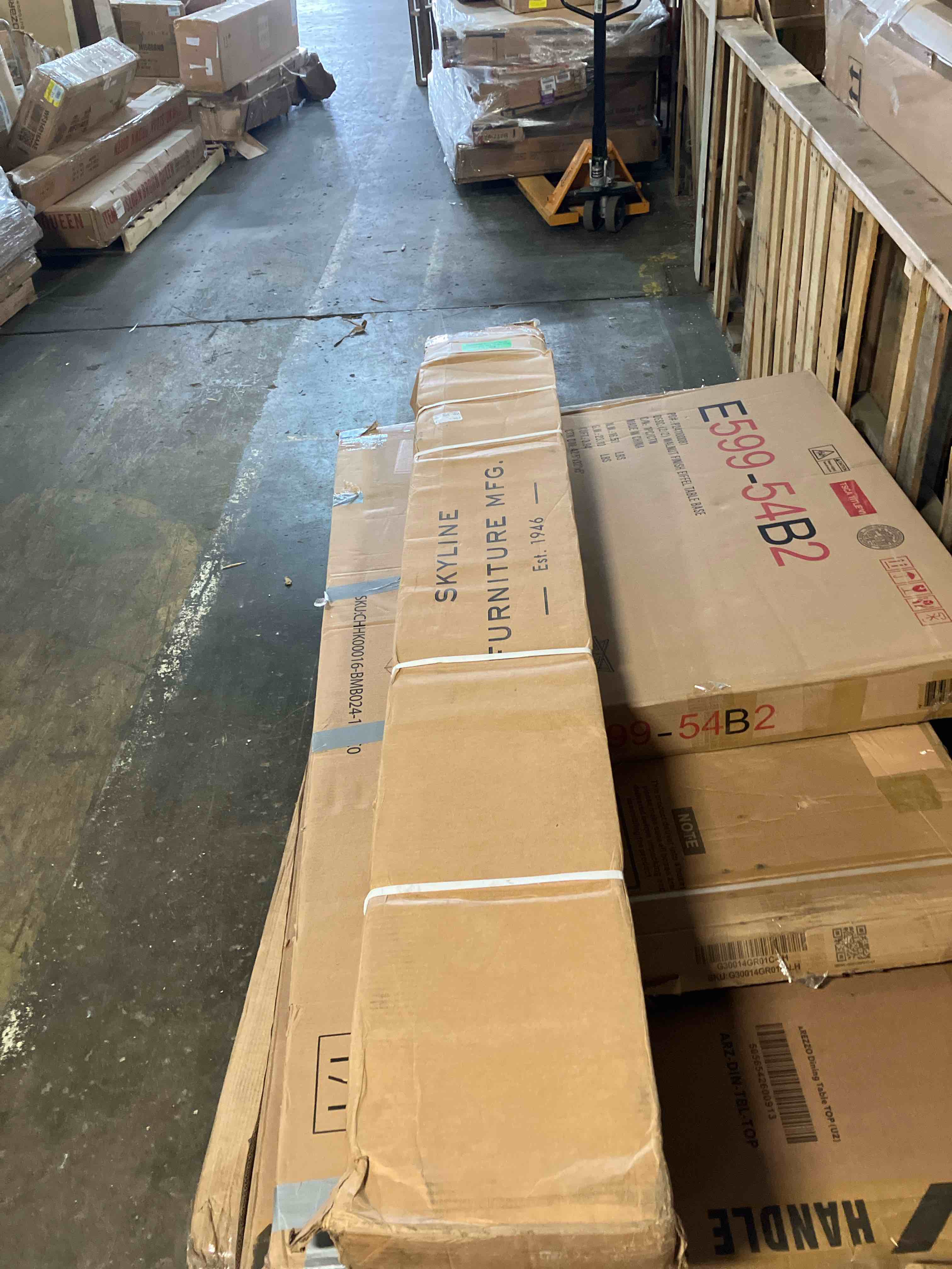 https://s3.amazonaws.com/lotting-images-prod/phillipi/TEA3373772_1749057167135.jpeg
