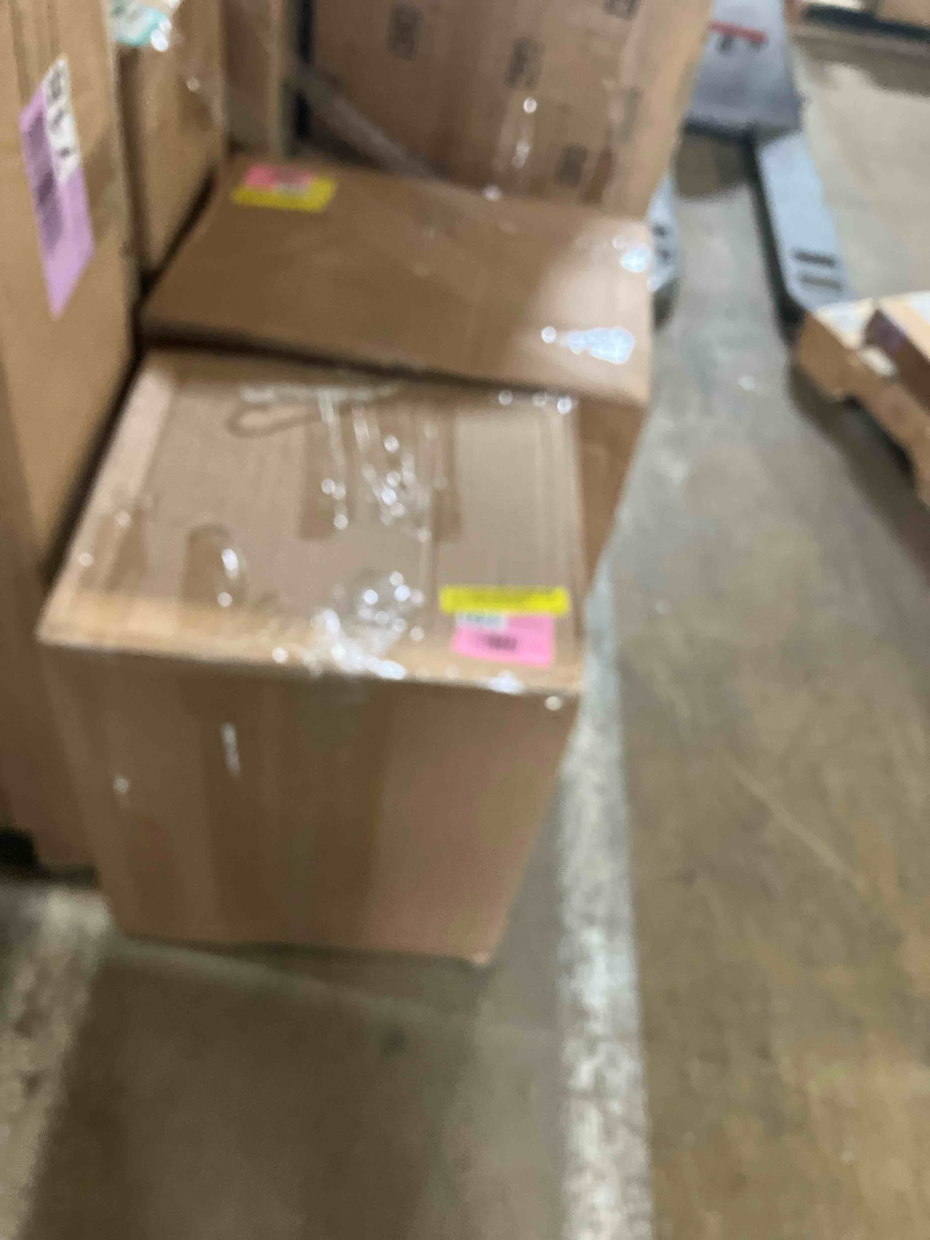 https://s3.amazonaws.com/lotting-images-prod/phillipi/TEA3374150_1749582139992.jpeg